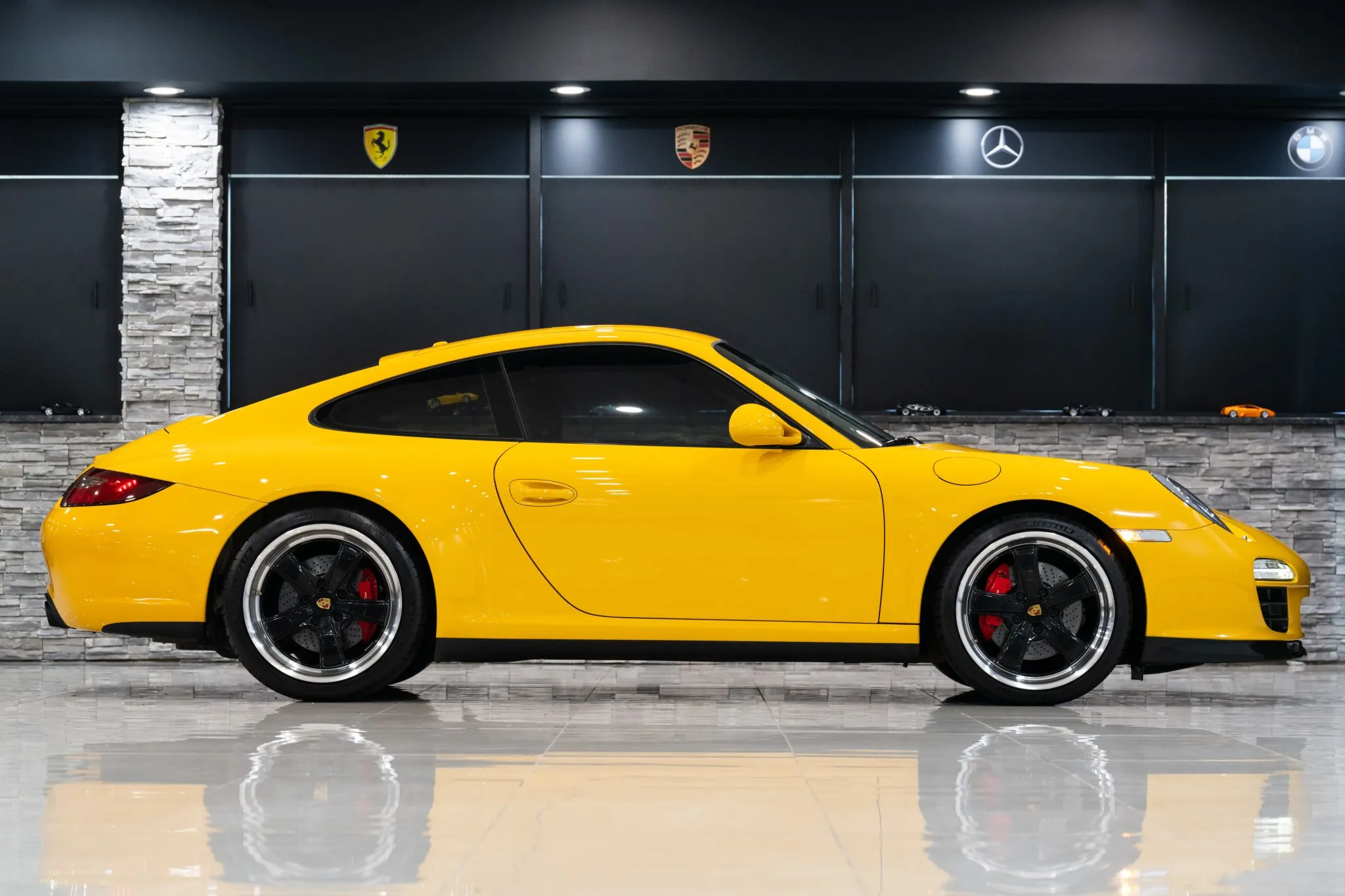 Load larger image of 2010 Porsche 911 Carrera 4S Coupe - Stuttcars Classified