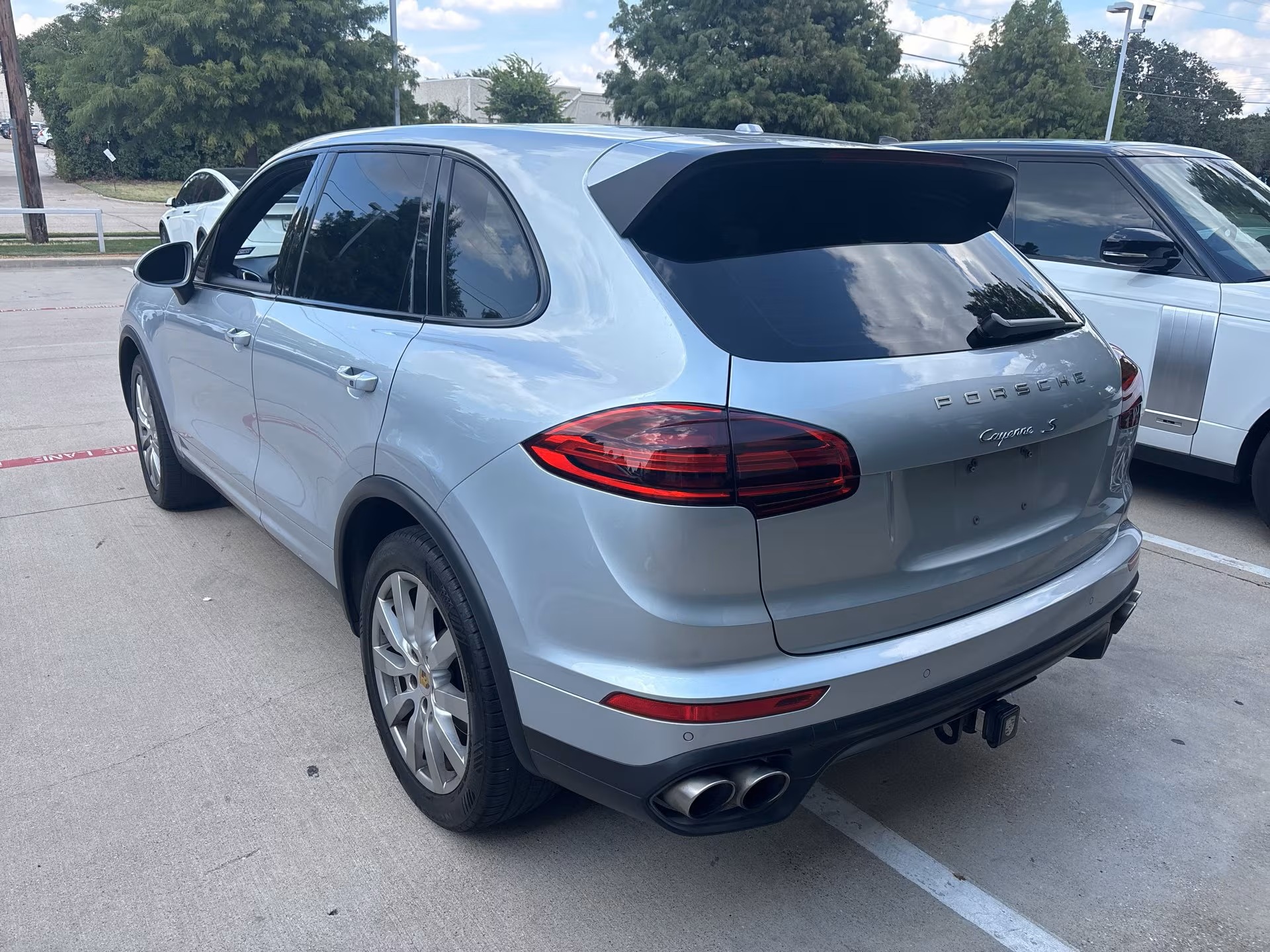 Load larger image of 2017 Porsche Cayenne S - Stuttcars Classified