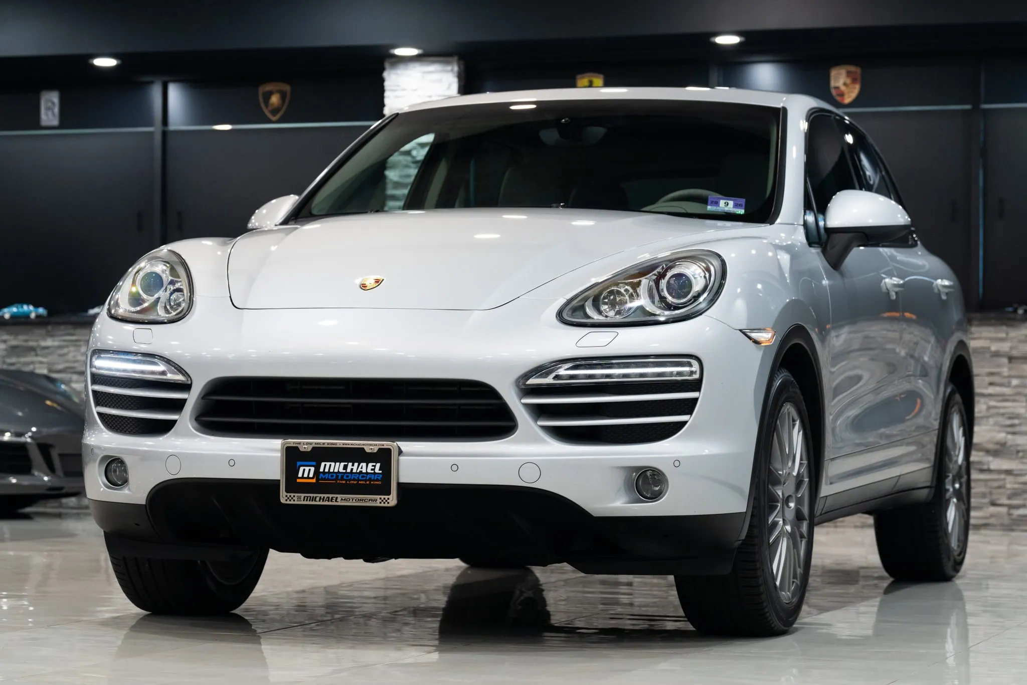 Load larger image of 2011 Porsche Cayenne - Stuttcars Classified
