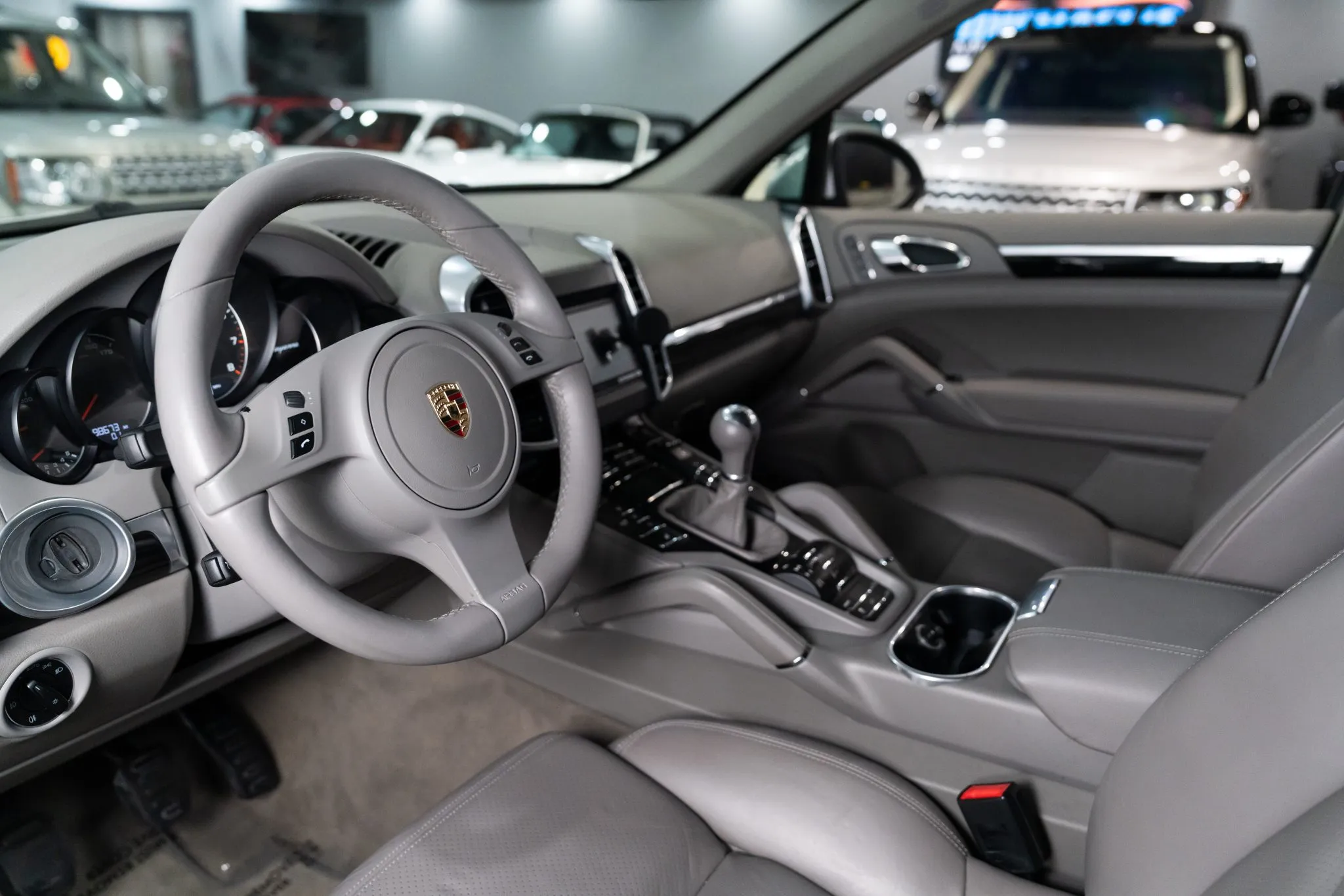 Load larger image of 2011 Porsche Cayenne - Stuttcars Classified