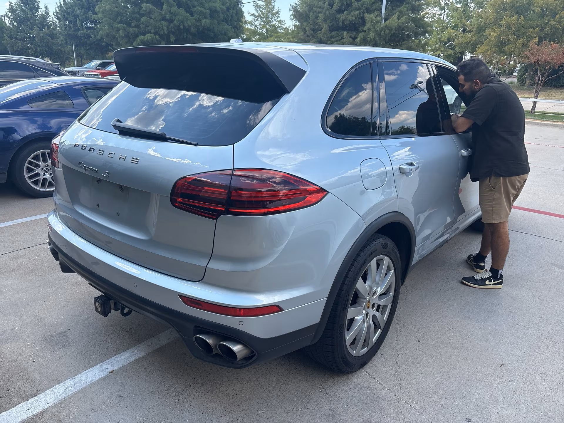 Load larger image of 2017 Porsche Cayenne S - Stuttcars Classified