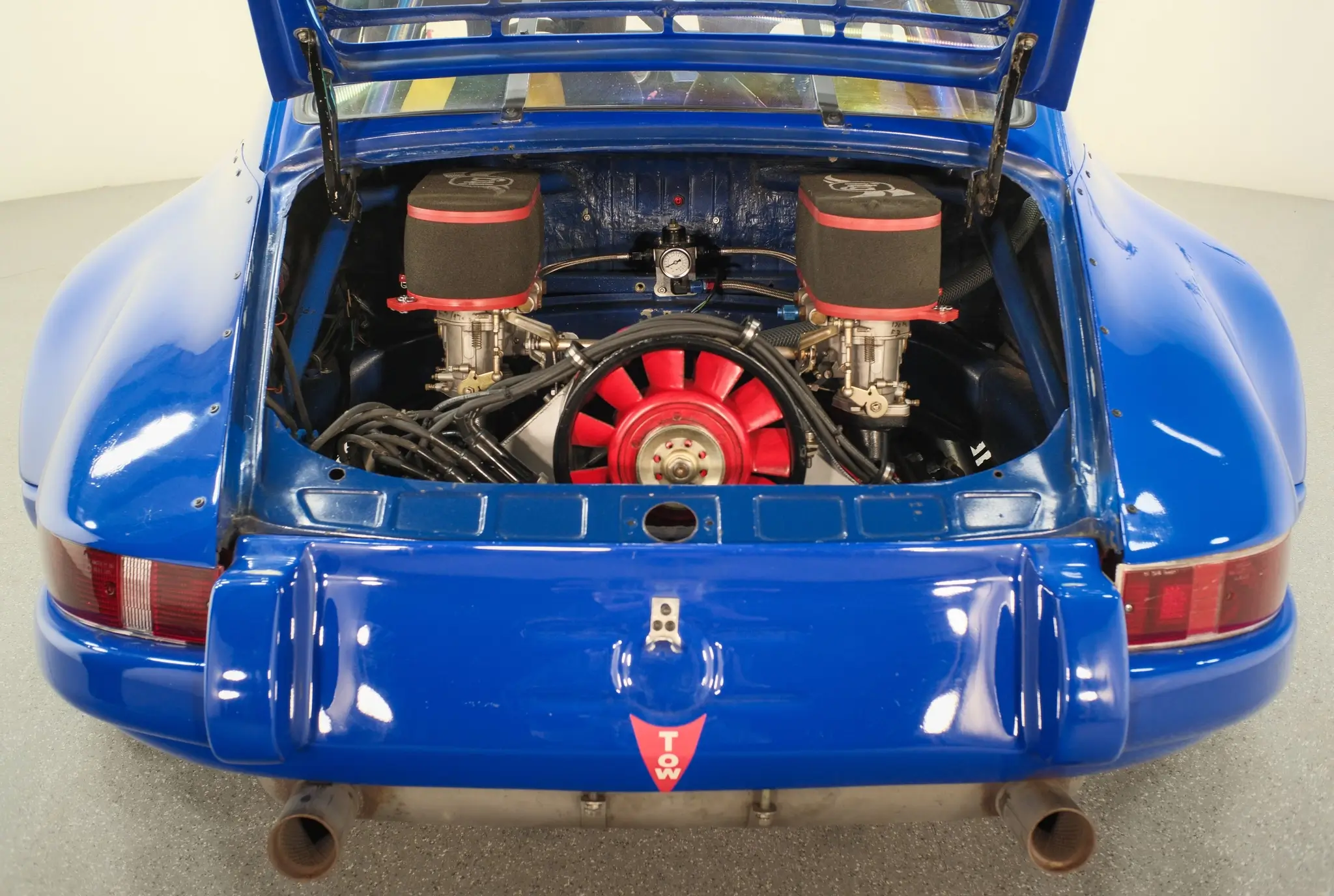 Load larger image of RSR-Style 1973 Porsche 911 Racecar 3.0L Twin-Plug - Stuttcars Classified