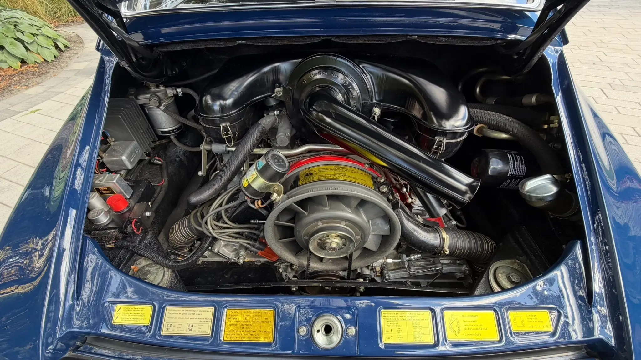 Load larger image of 1970 Porsche 911S Coupe - Stuttcars Classified