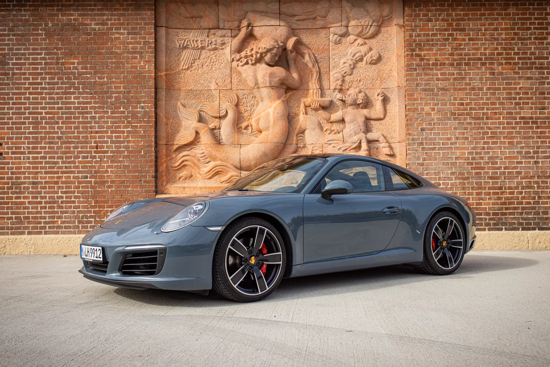 Load larger image of 2017 Porsche 911 Carrera S - Stuttcars Classified