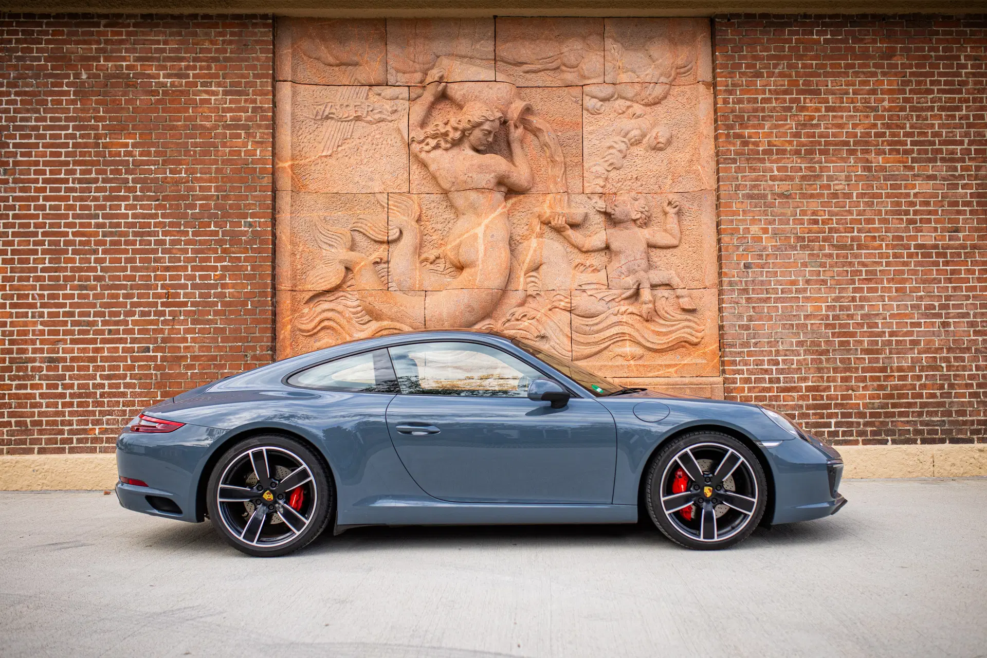 Load larger image of 2017 Porsche 911 Carrera S - Stuttcars Classified