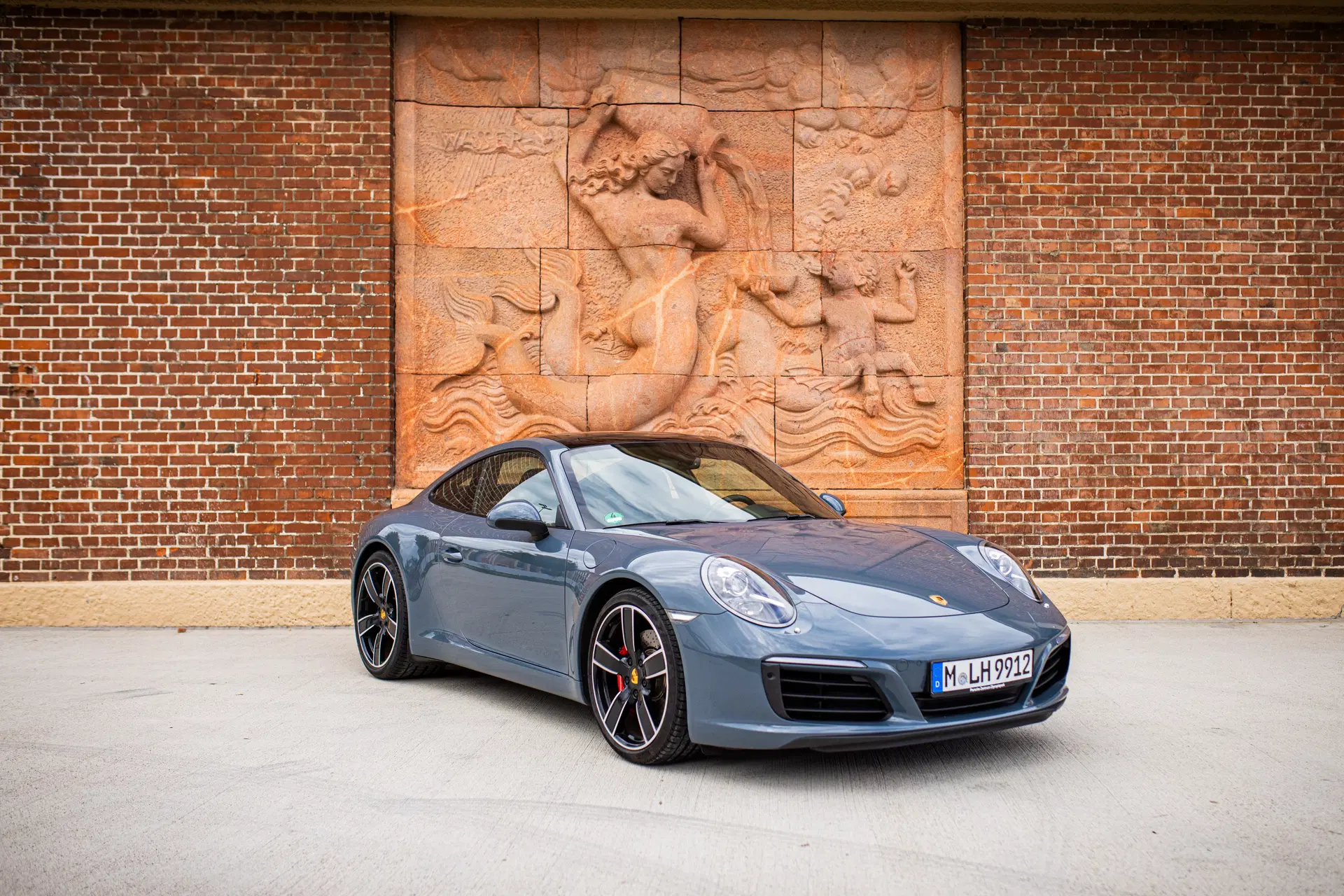 Load larger image of 2017 Porsche 911 Carrera S - Stuttcars Classified