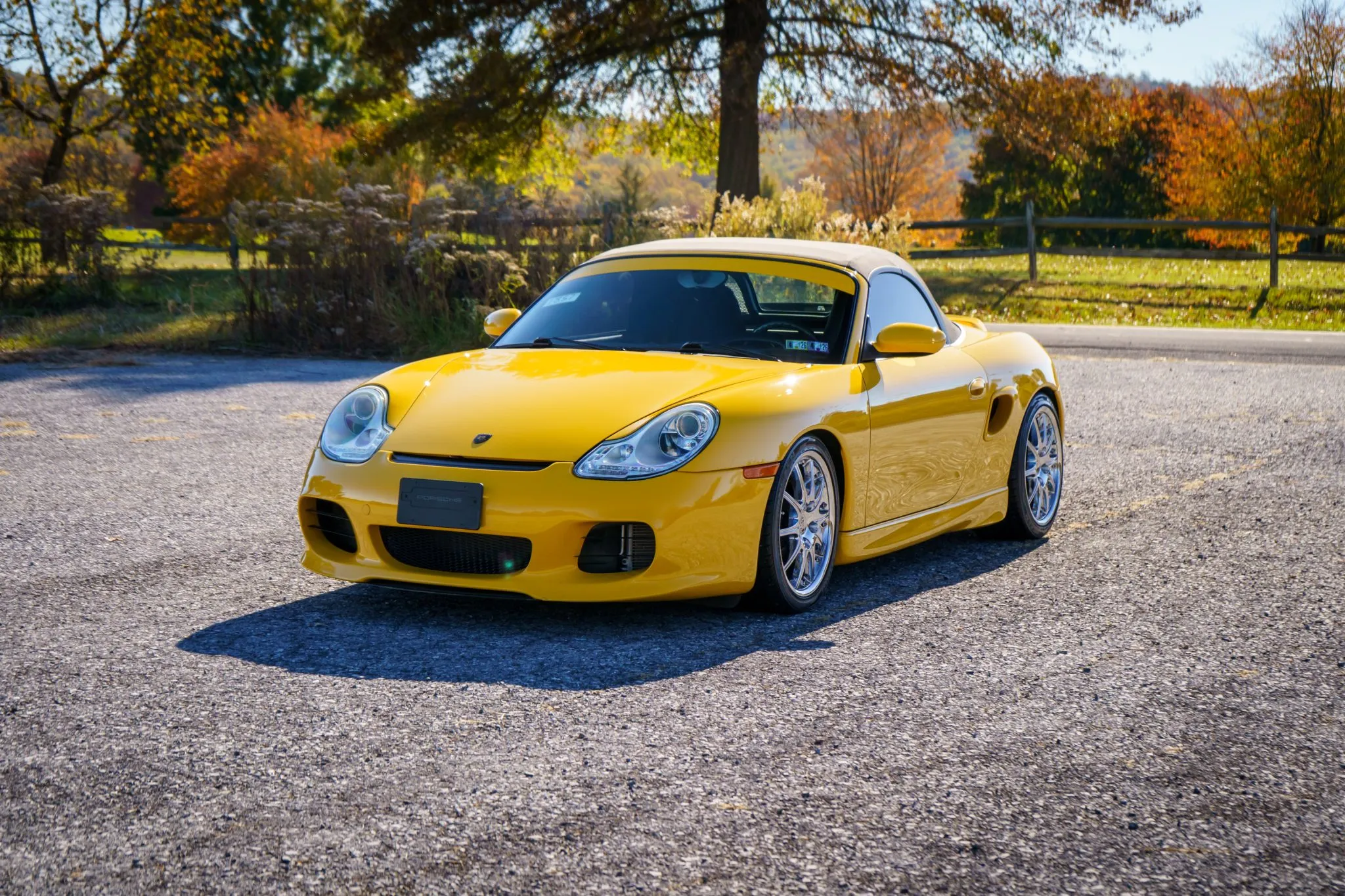 Load larger image of 2003 Porsche Boxster - Stuttcars Classified