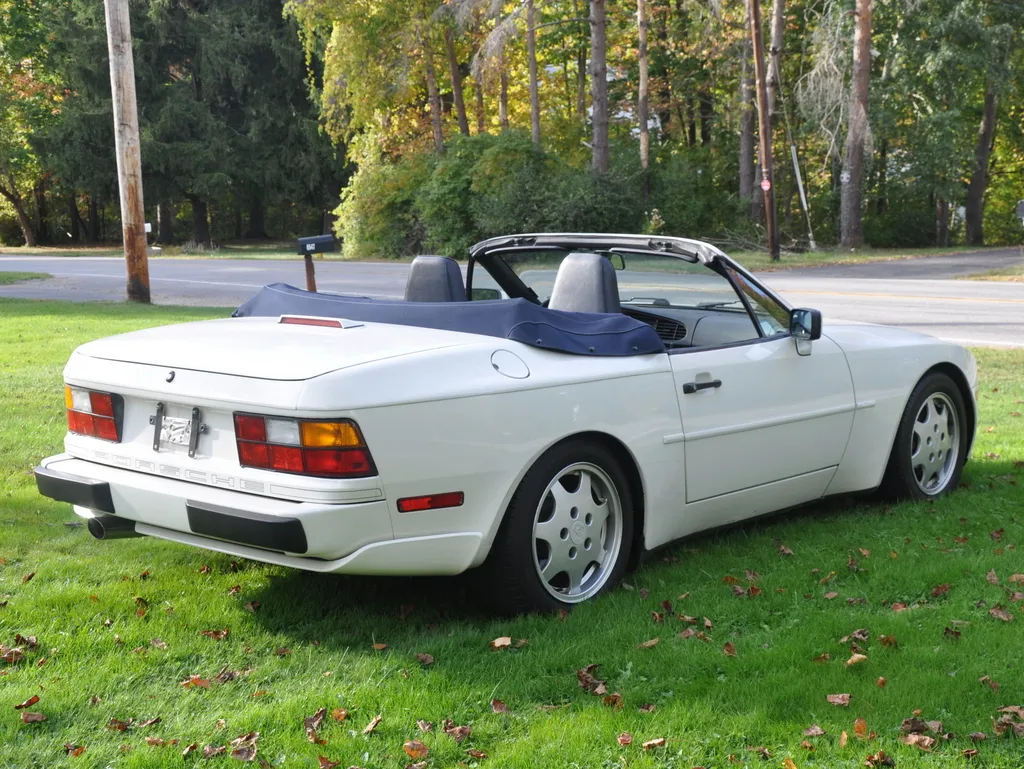 Load larger image of 1990 Porsche 944 S2 Cabriolet - Stuttcars Classified
