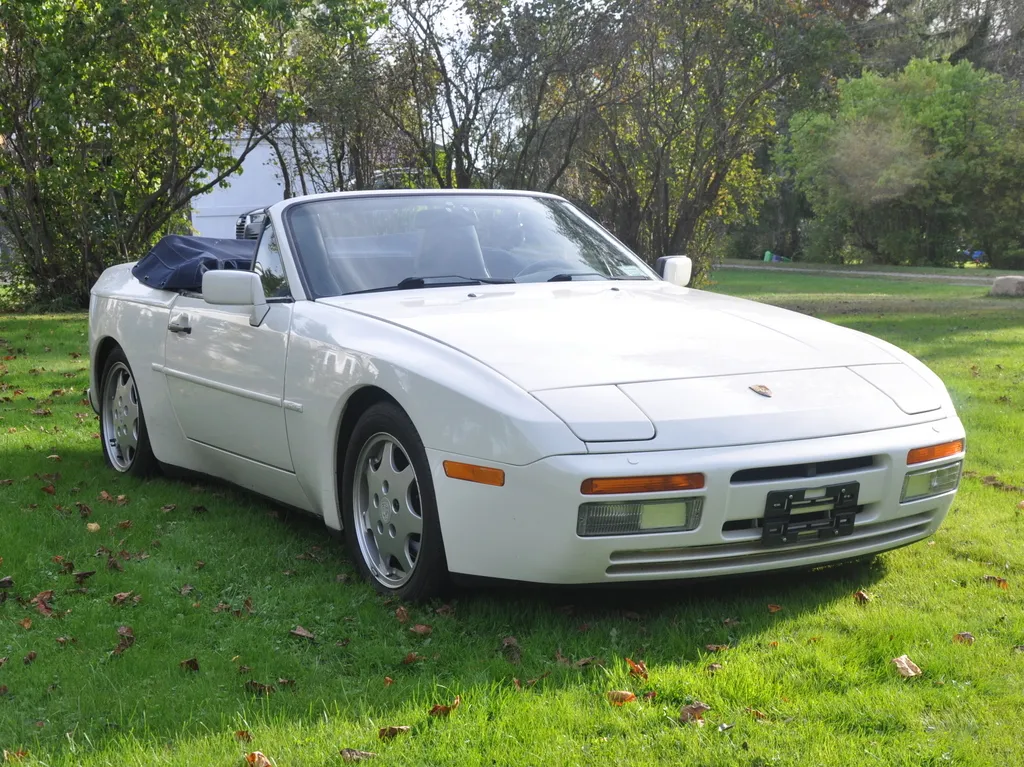 Load larger image of 1990 Porsche 944 S2 Cabriolet - Stuttcars Classified