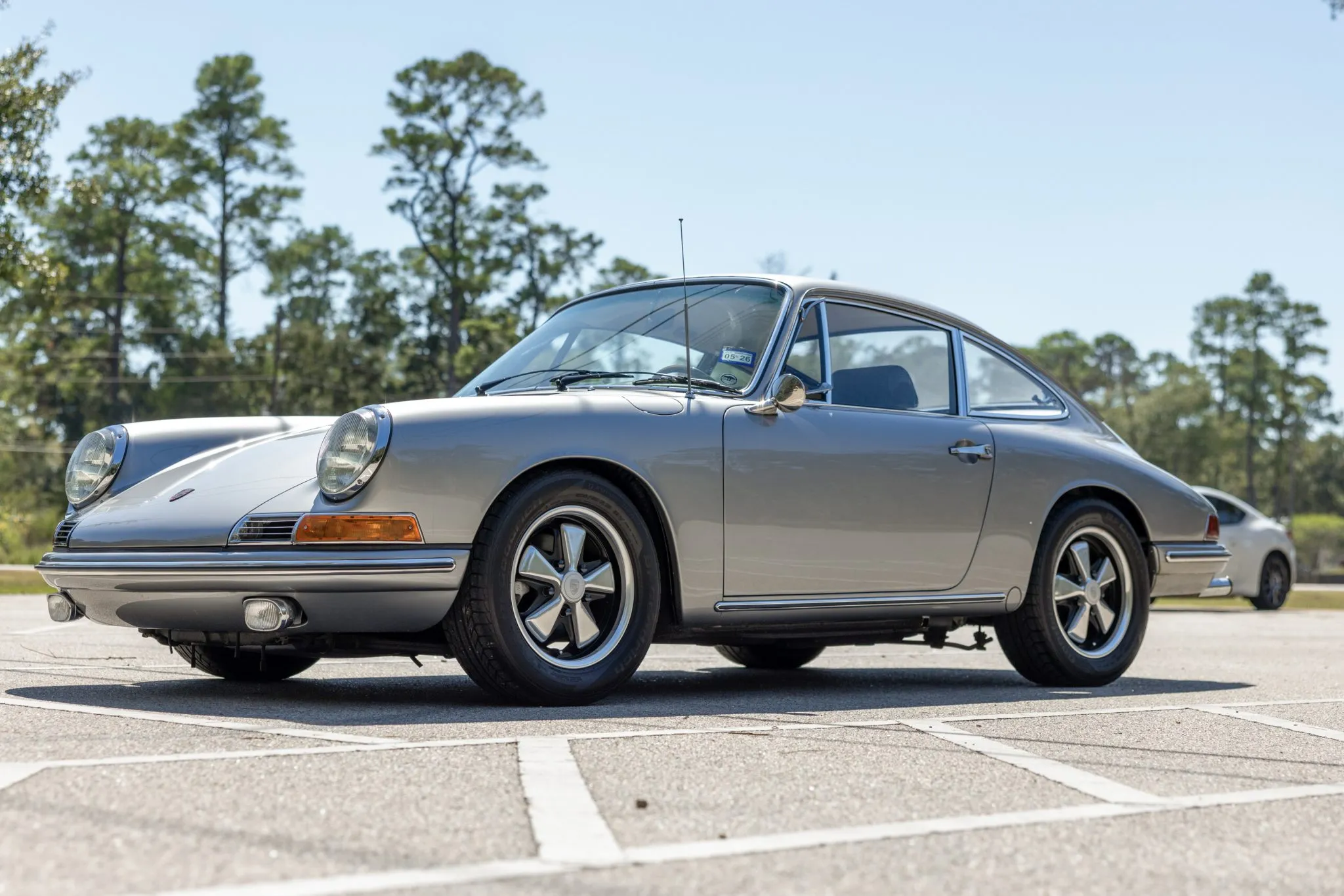 Load larger image of 1968 Porsche 912 Coupe - Stuttcars Classified