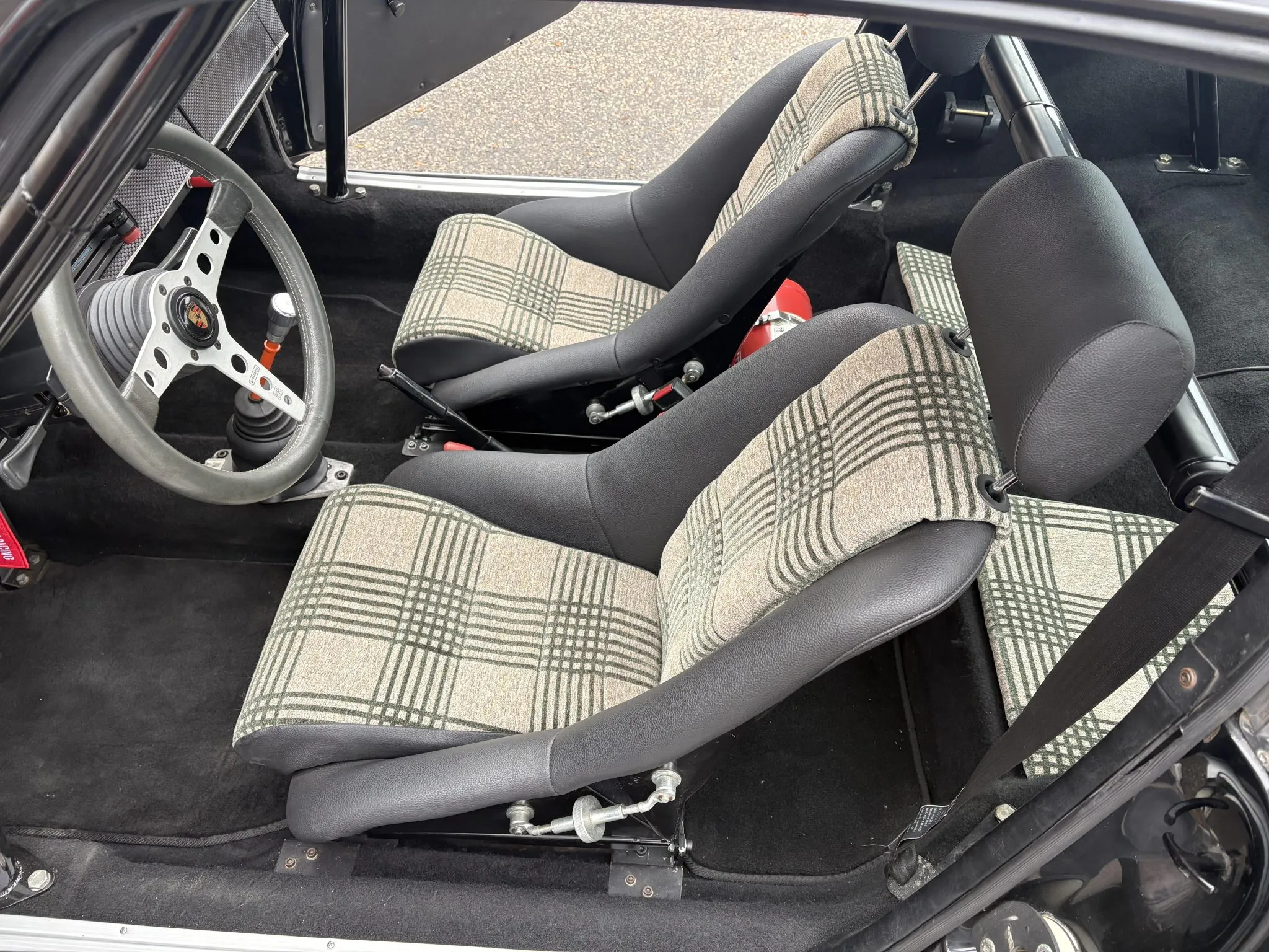 Load larger image of RSR-Style, Twin-Plug-Powered 1970 Porsche 911E Coupe - Stuttcars Classified