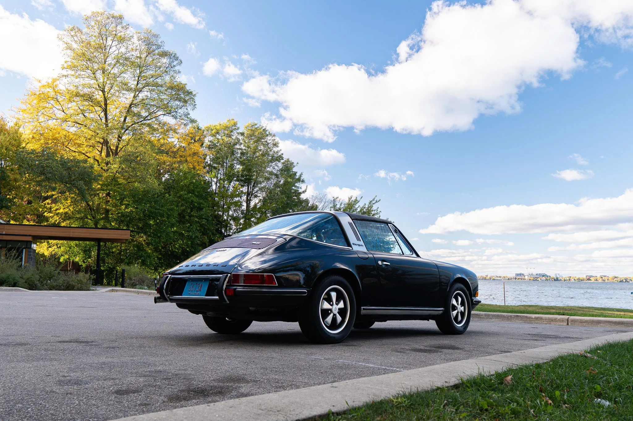 Load larger image of 1972 Porsche 911T Targa - Stuttcars Classified