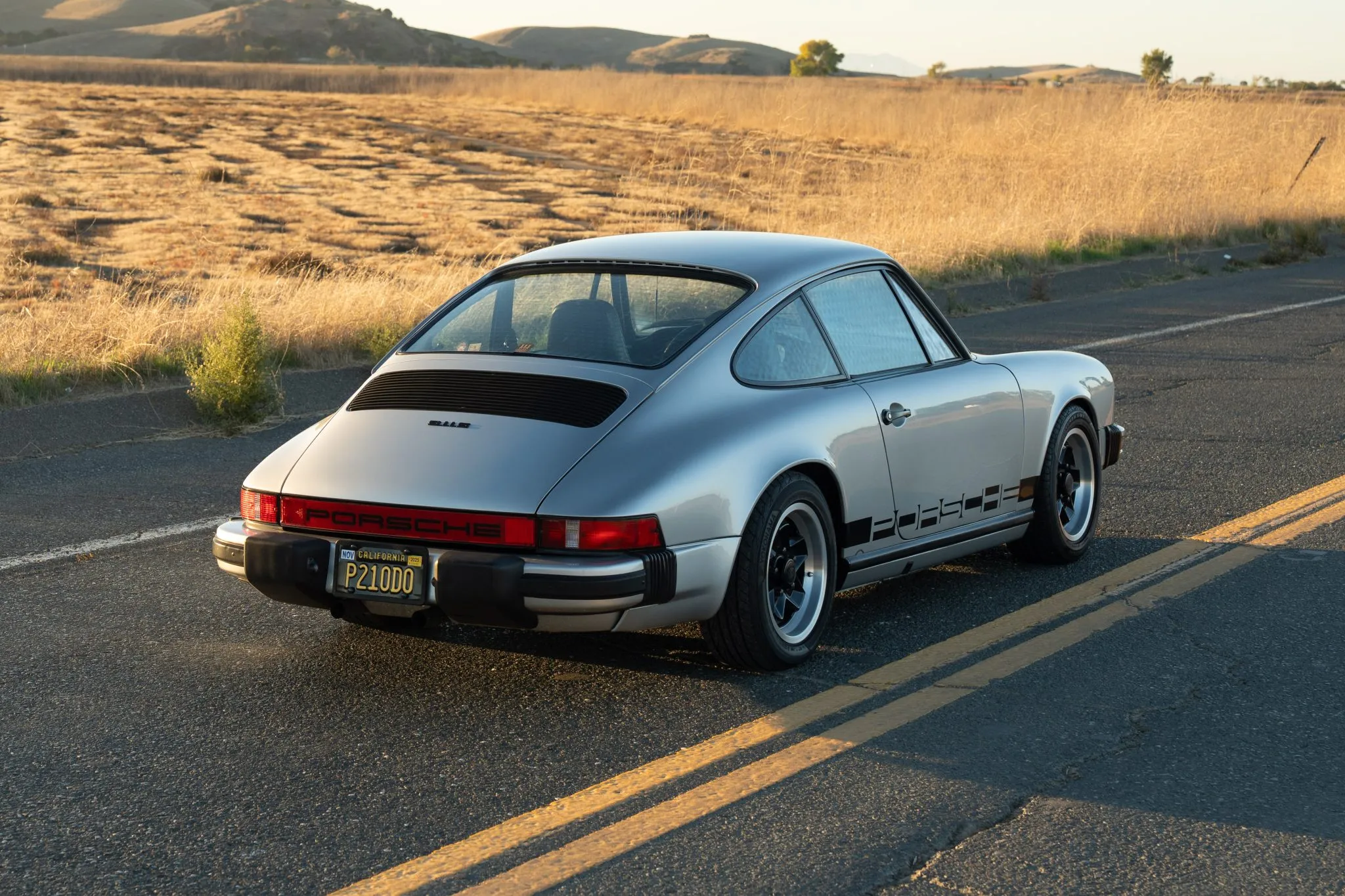 Load larger image of 3.6L-Powered 1975 Porsche 911S Coupe - Stuttcars Classified