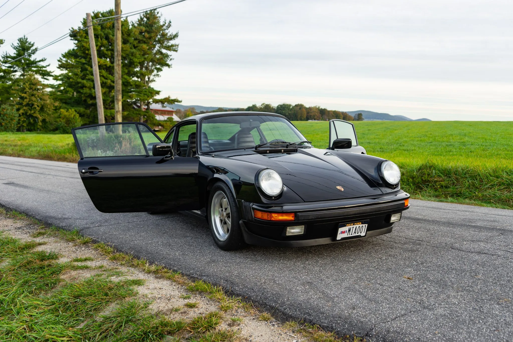 Load larger image of 1983 Porsche 911SC Coupe - Stuttcars Classified