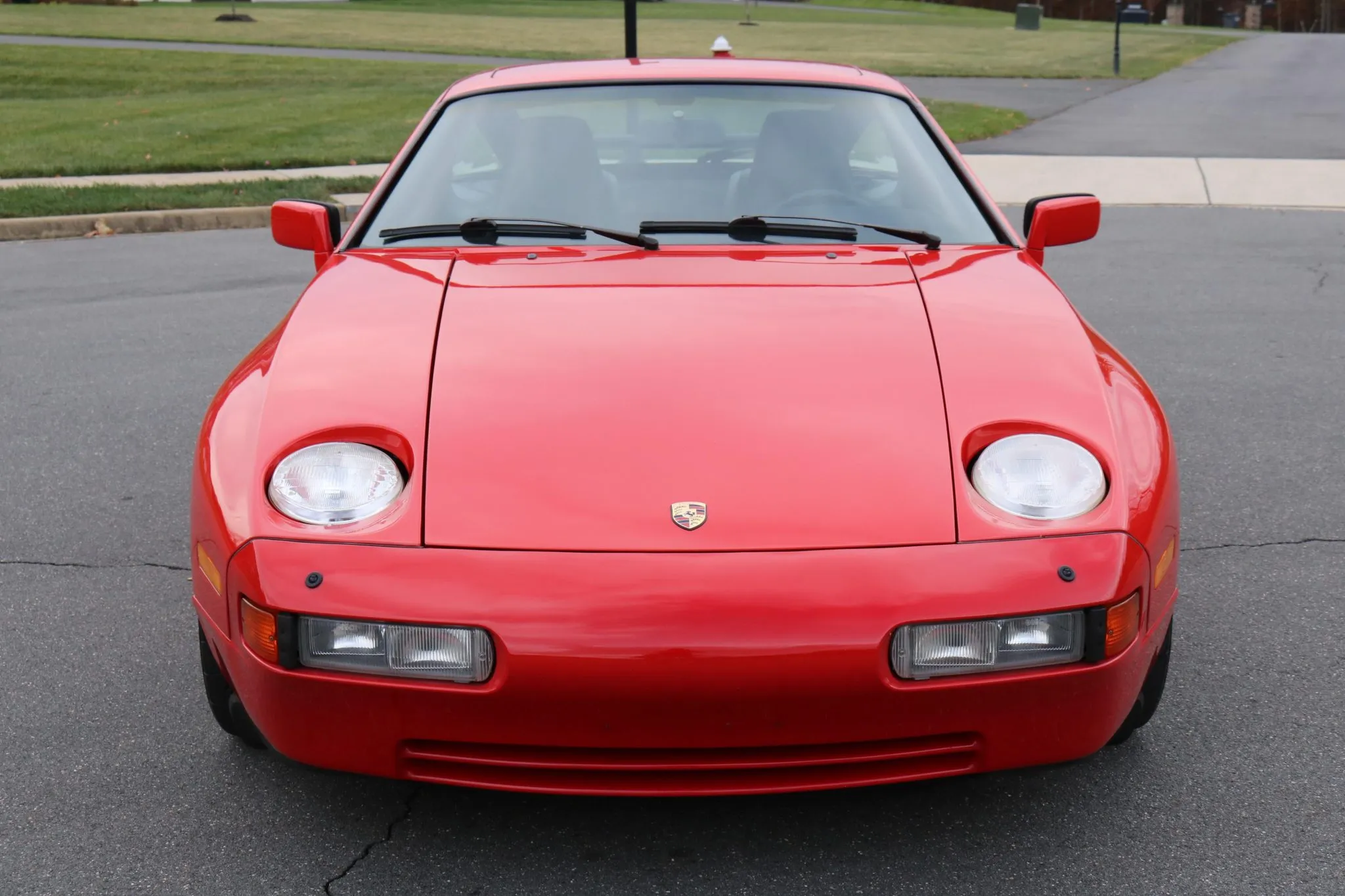 Load larger image of 1987 Porsche 928 S4 - Stuttcars Classified