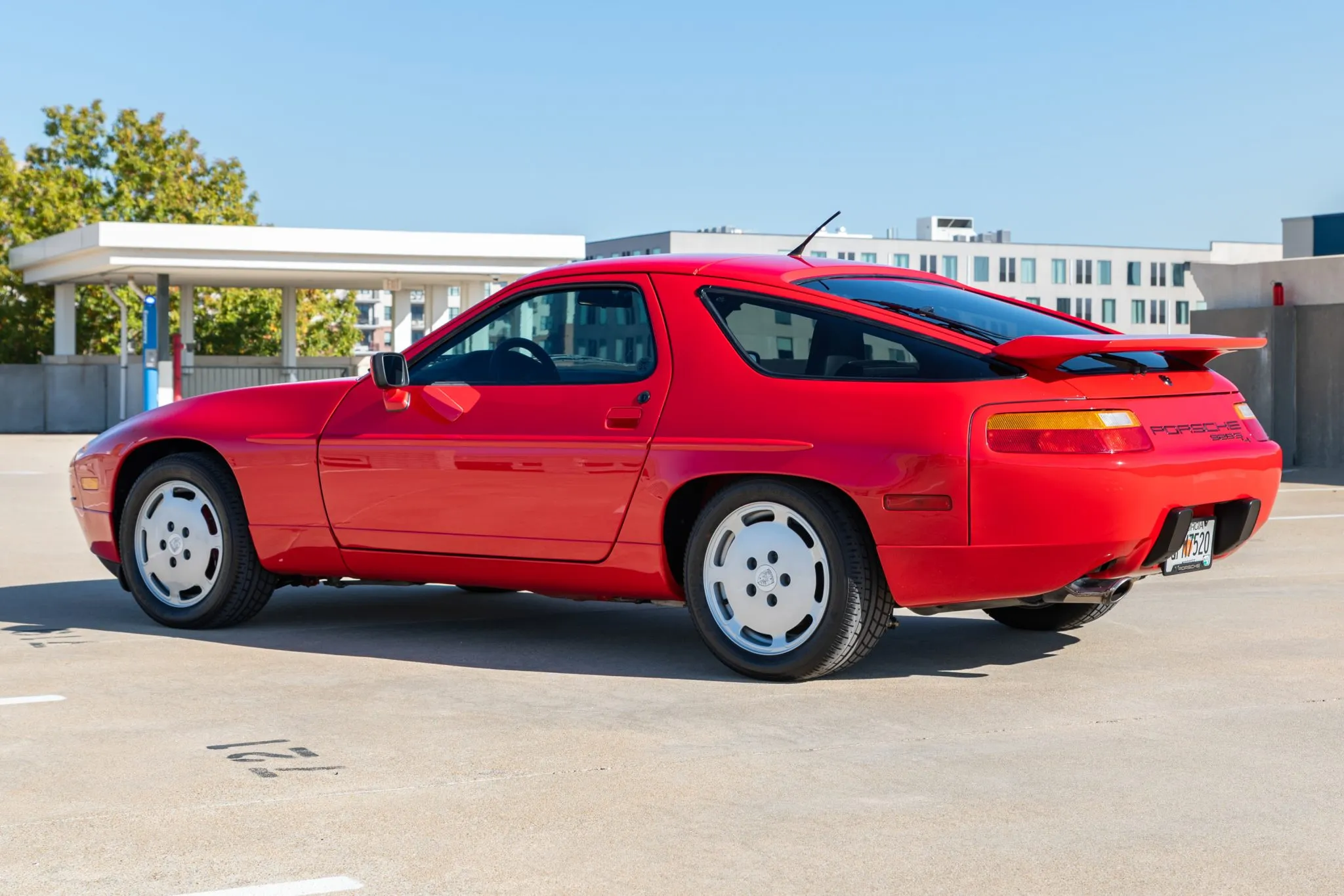 Load larger image of 1989 Porsche 928 S4 - Stuttcars Classified