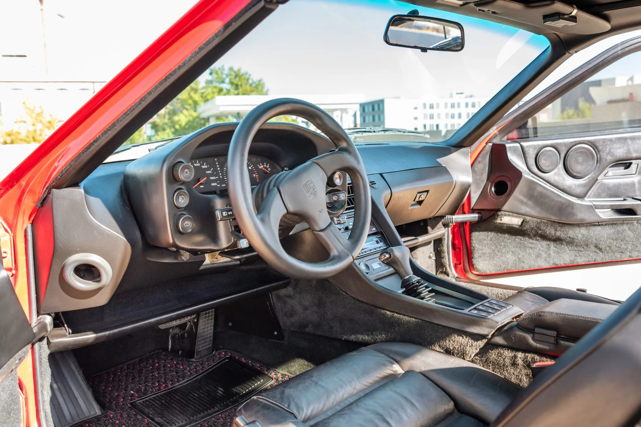 Load larger image of 1989 Porsche 928 S4 - Stuttcars Classified