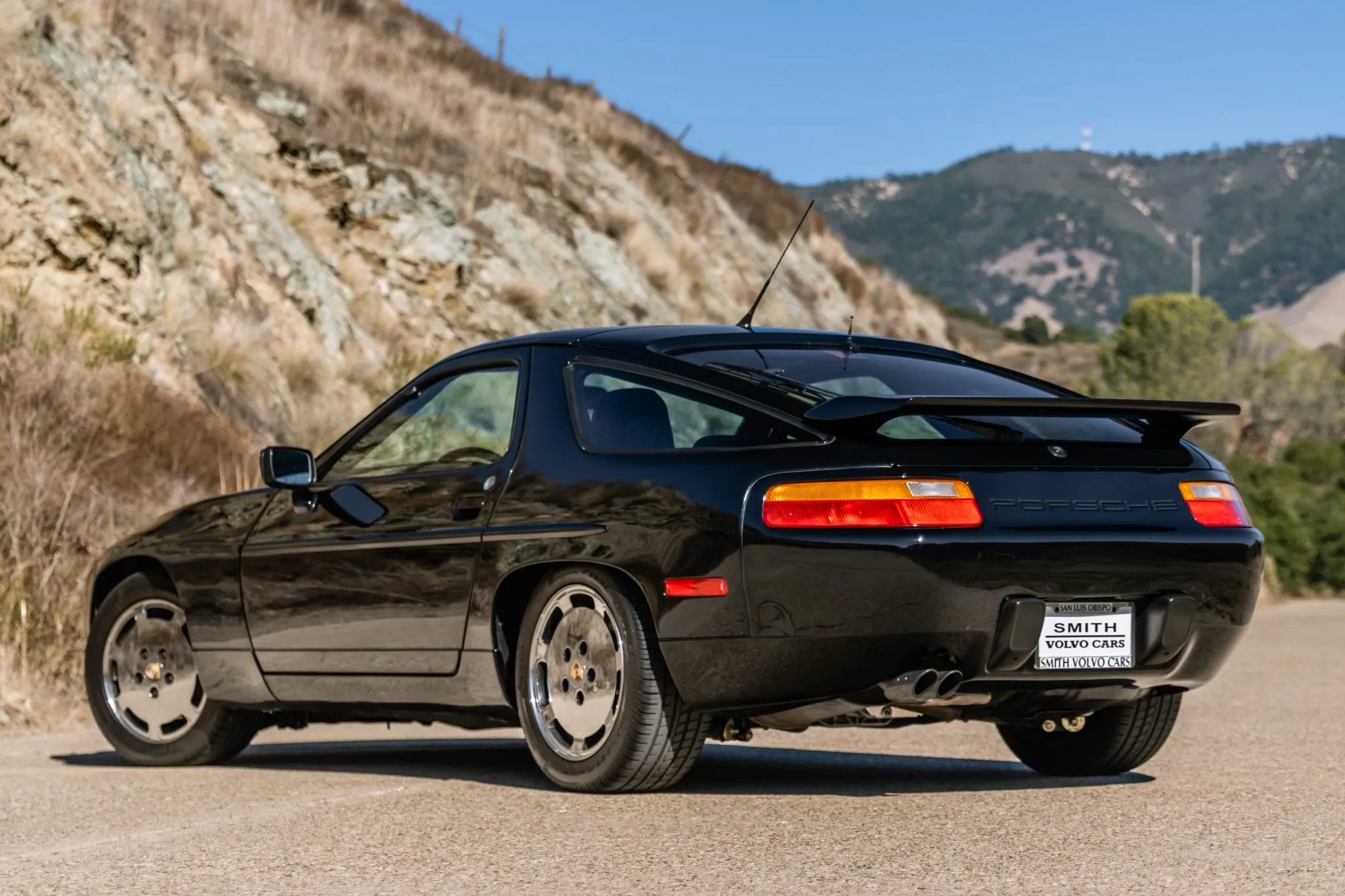 Load larger image of 1990 Porsche 928 S4 - Stuttcars Classified
