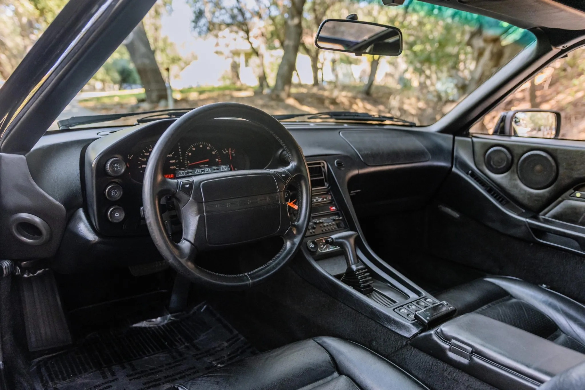 Load larger image of 1990 Porsche 928 S4 - Stuttcars Classified