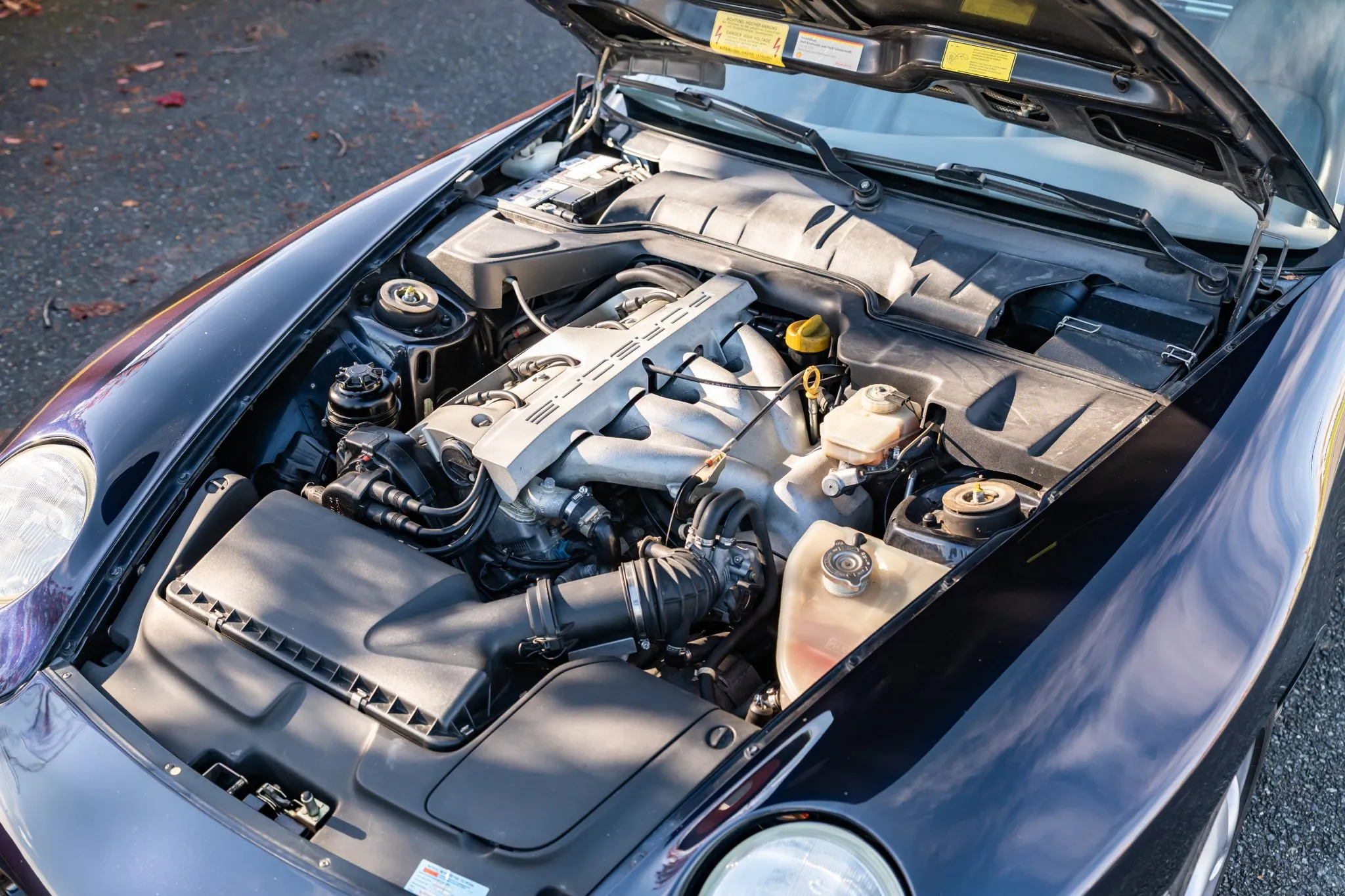 Load larger image of 1992 Porsche 968 Coupe - Stuttcars Classified