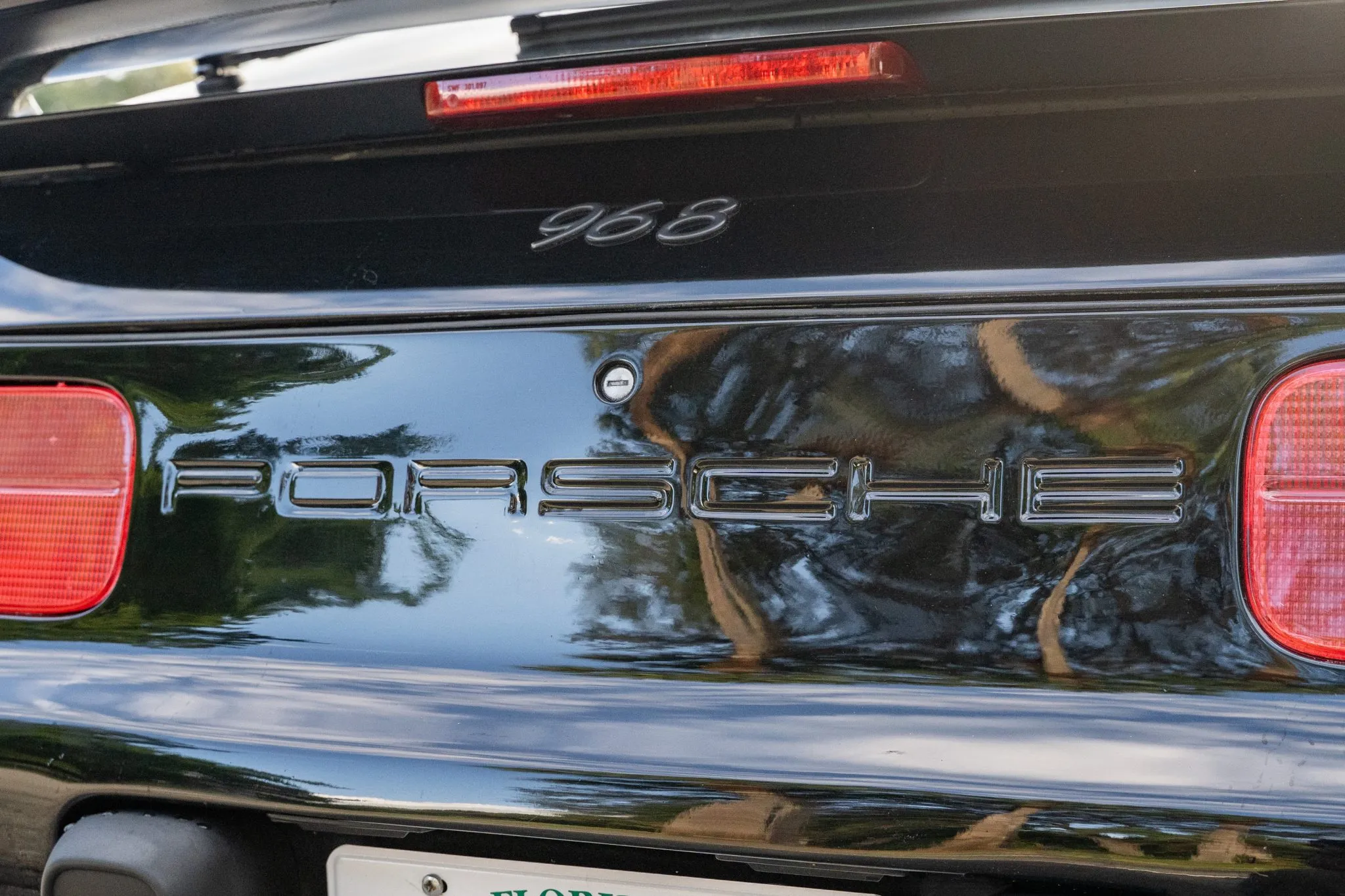 Load larger image of 1993 Porsche 968 Coupe - Stuttcars Classified