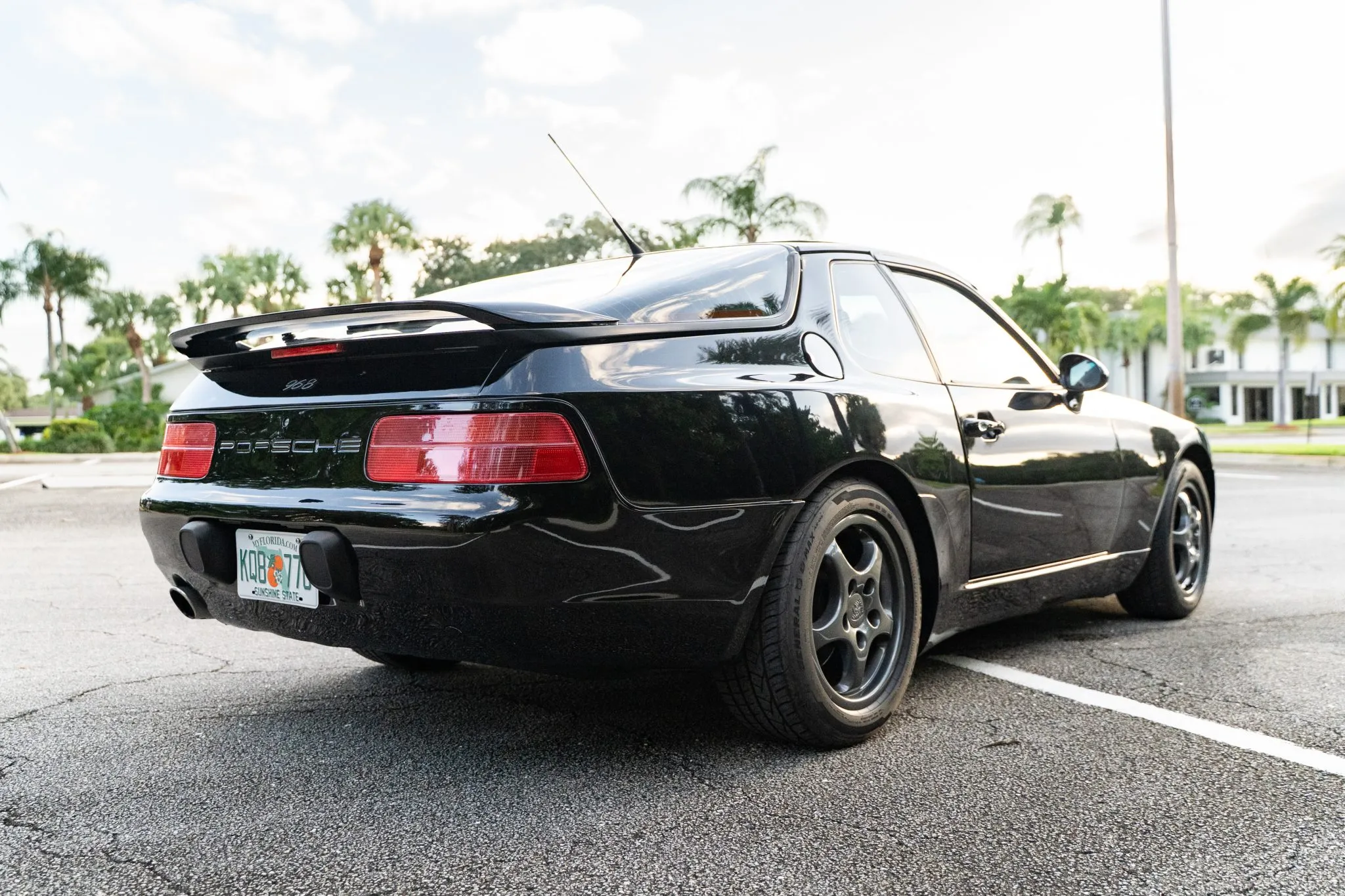 Load larger image of 1993 Porsche 968 Coupe - Stuttcars Classified