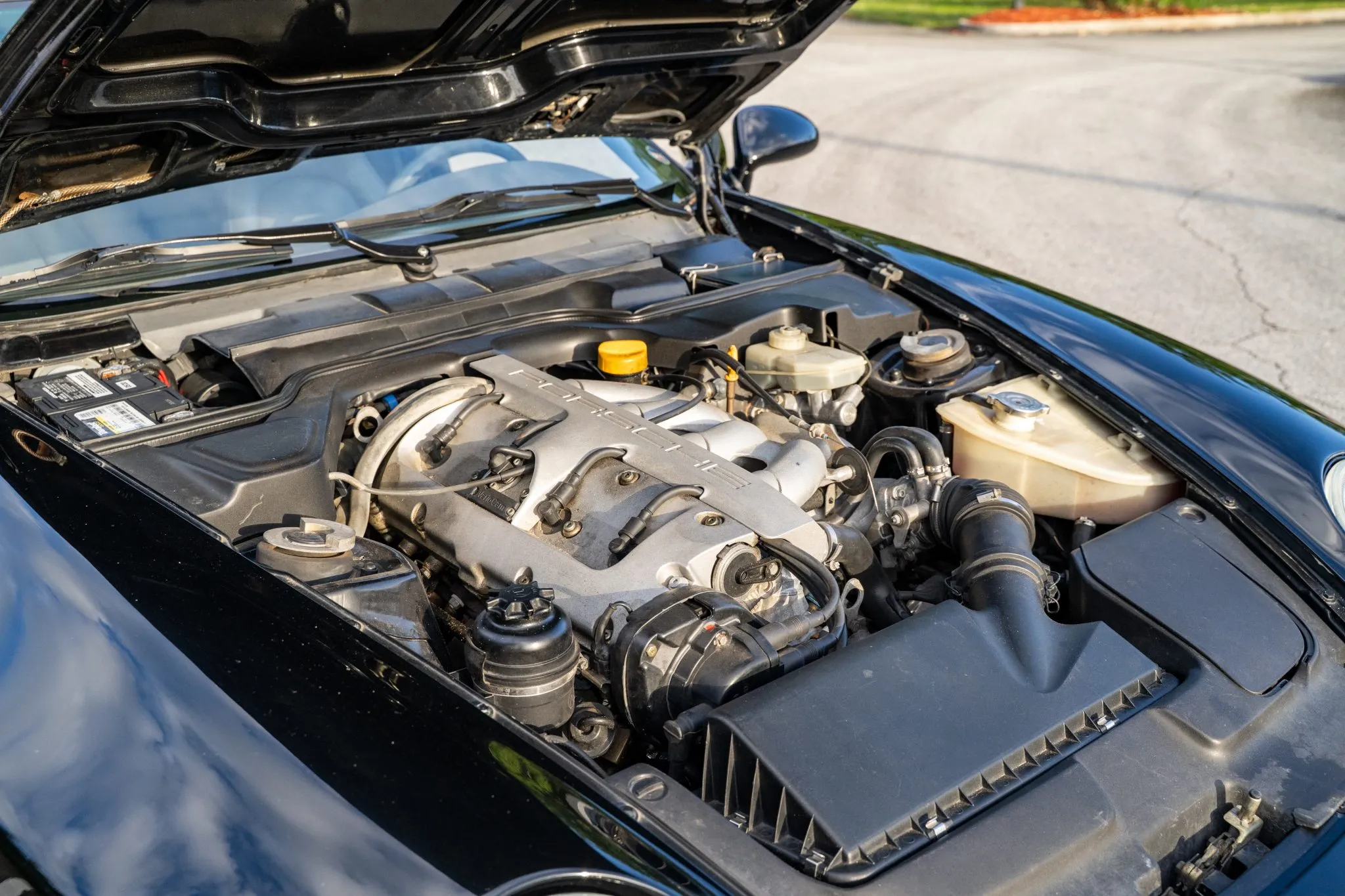 Load larger image of 1993 Porsche 968 Coupe - Stuttcars Classified