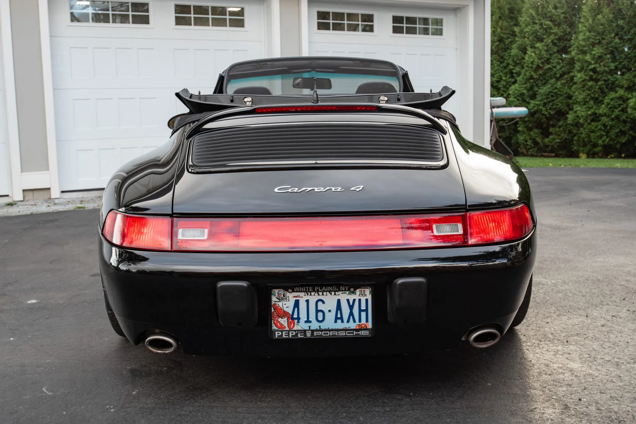 Load larger image of 1995 Porsche 911 Carrera 4 Cabriolet - Stuttcars Classified