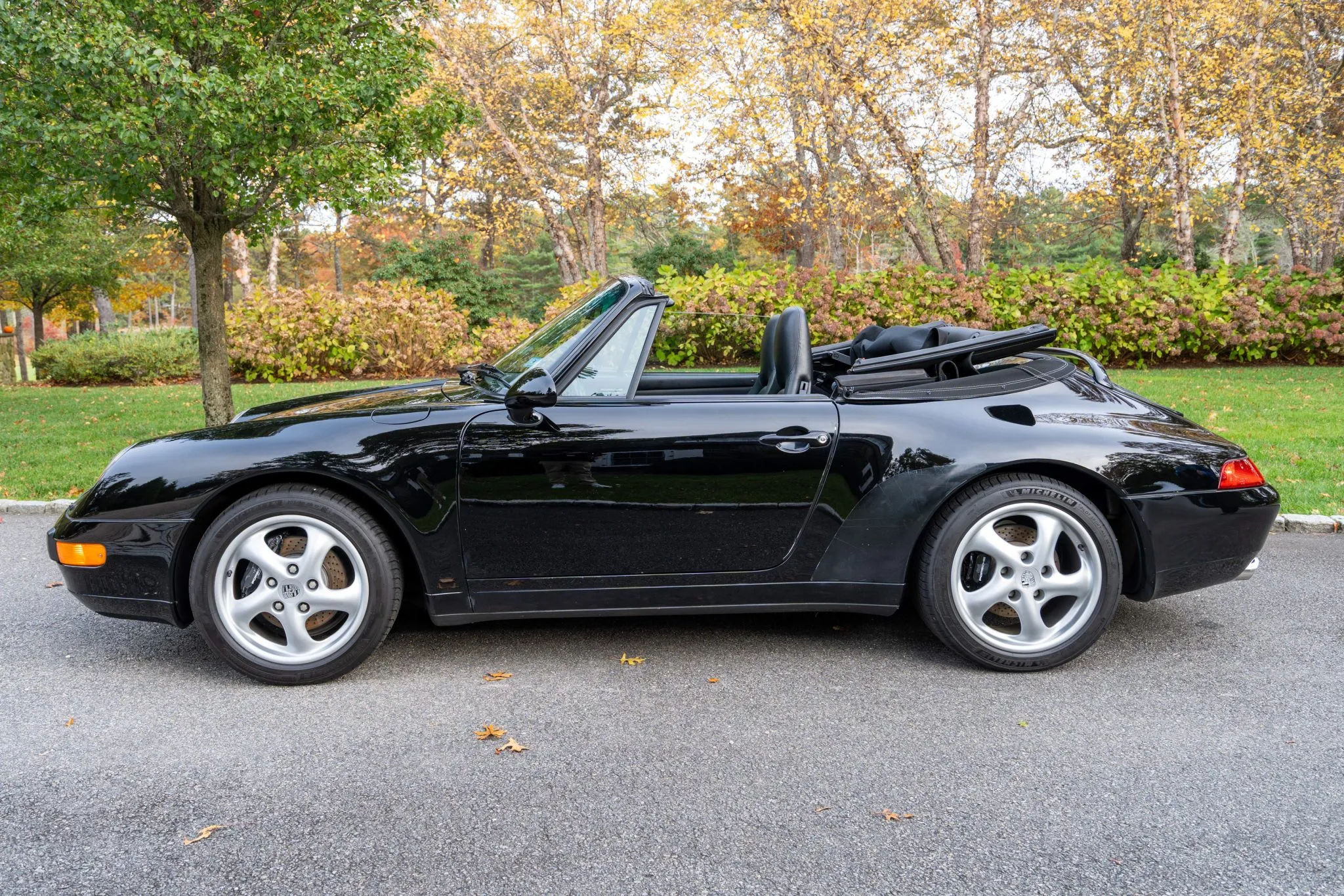 Load larger image of 1998 Porsche 911 Carrera Cabriolet - Stuttcars Classified