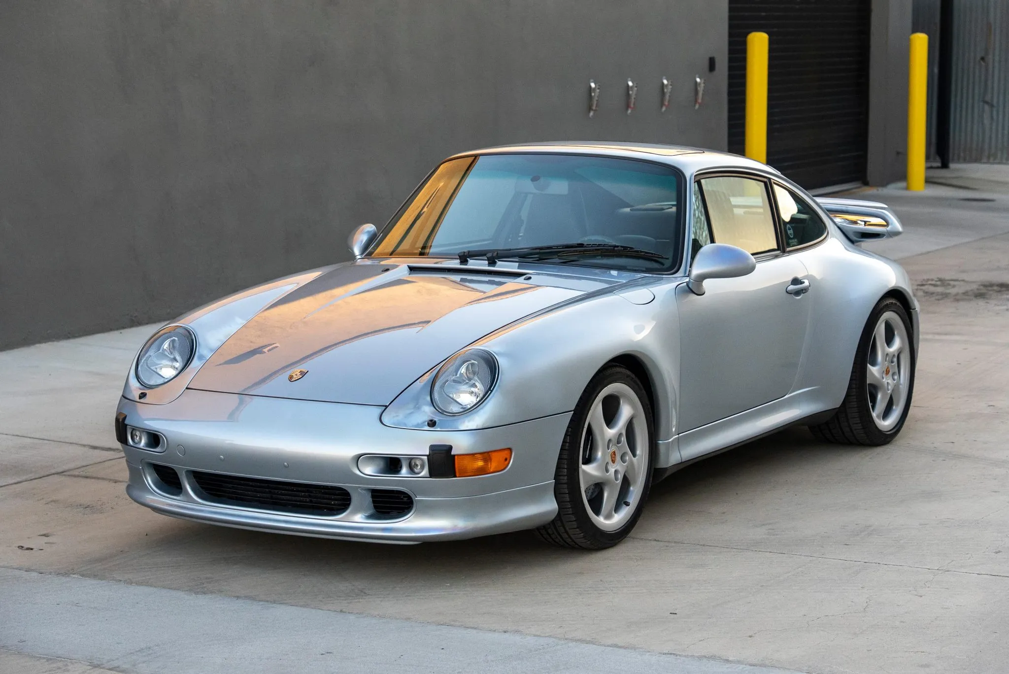 Load larger image of 1998 Porsche 911 Carrera S Coupe - Stuttcars Classified