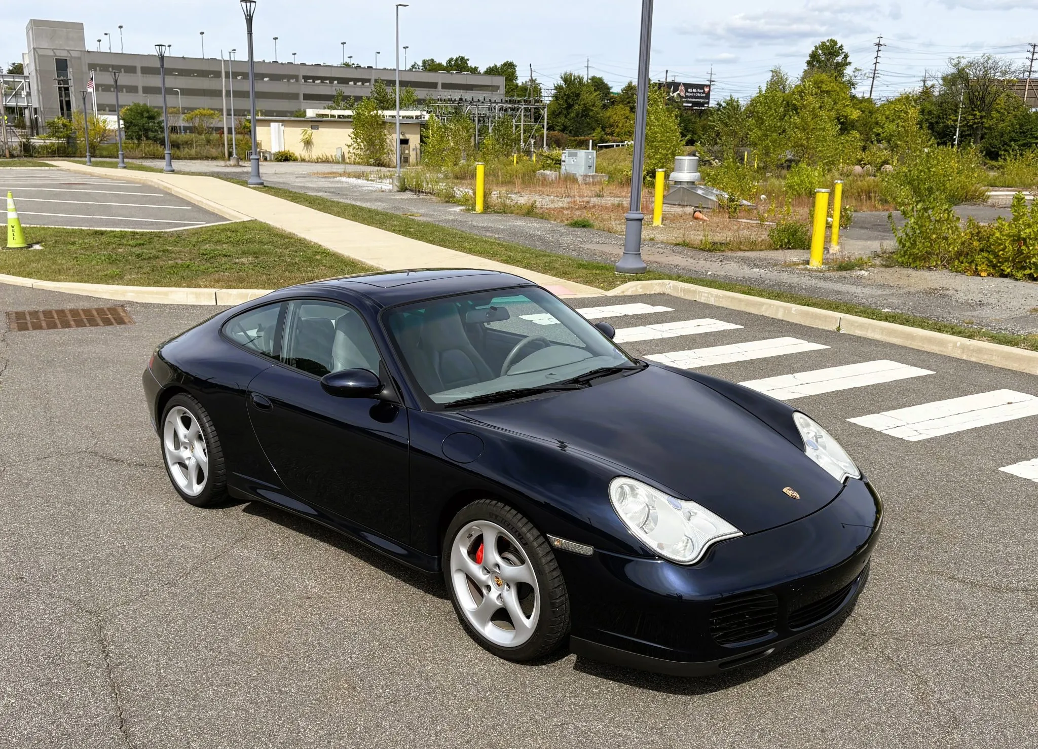 Load larger image of 2004 Porsche 911 Carrera 4S Coupe - Stuttcars Classified