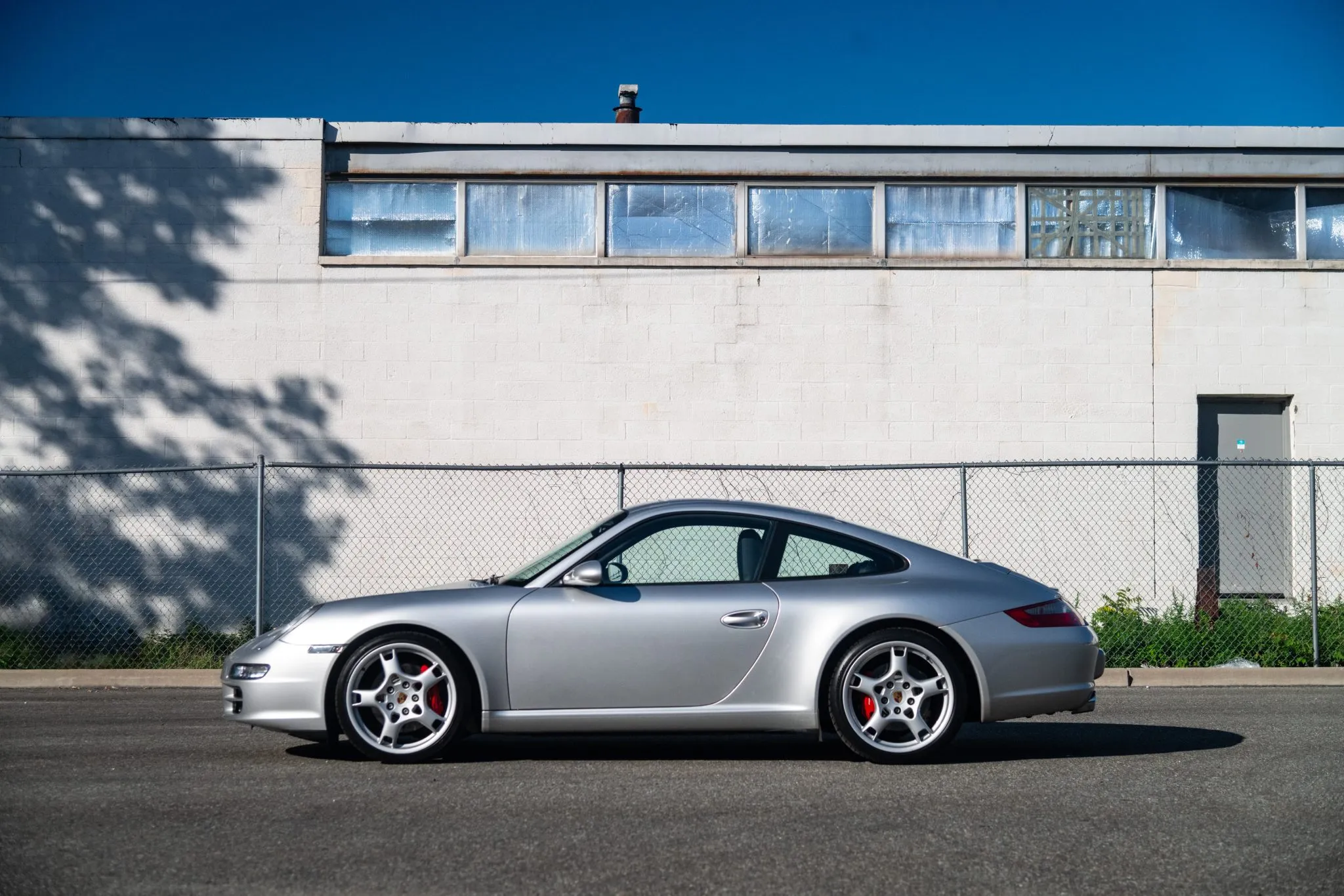 Load larger image of 2005 Porsche 911 Carrera S Coupe - Stuttcars Classified