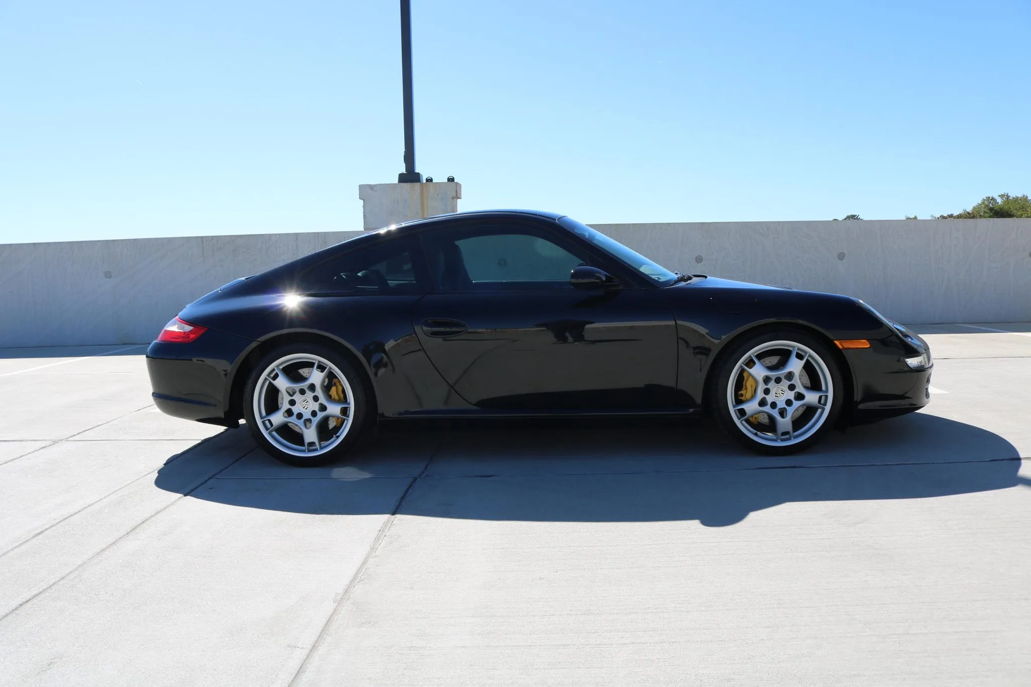 Load larger image of 2005 Porsche 911 Carrera S Coupe - Stuttcars Classified