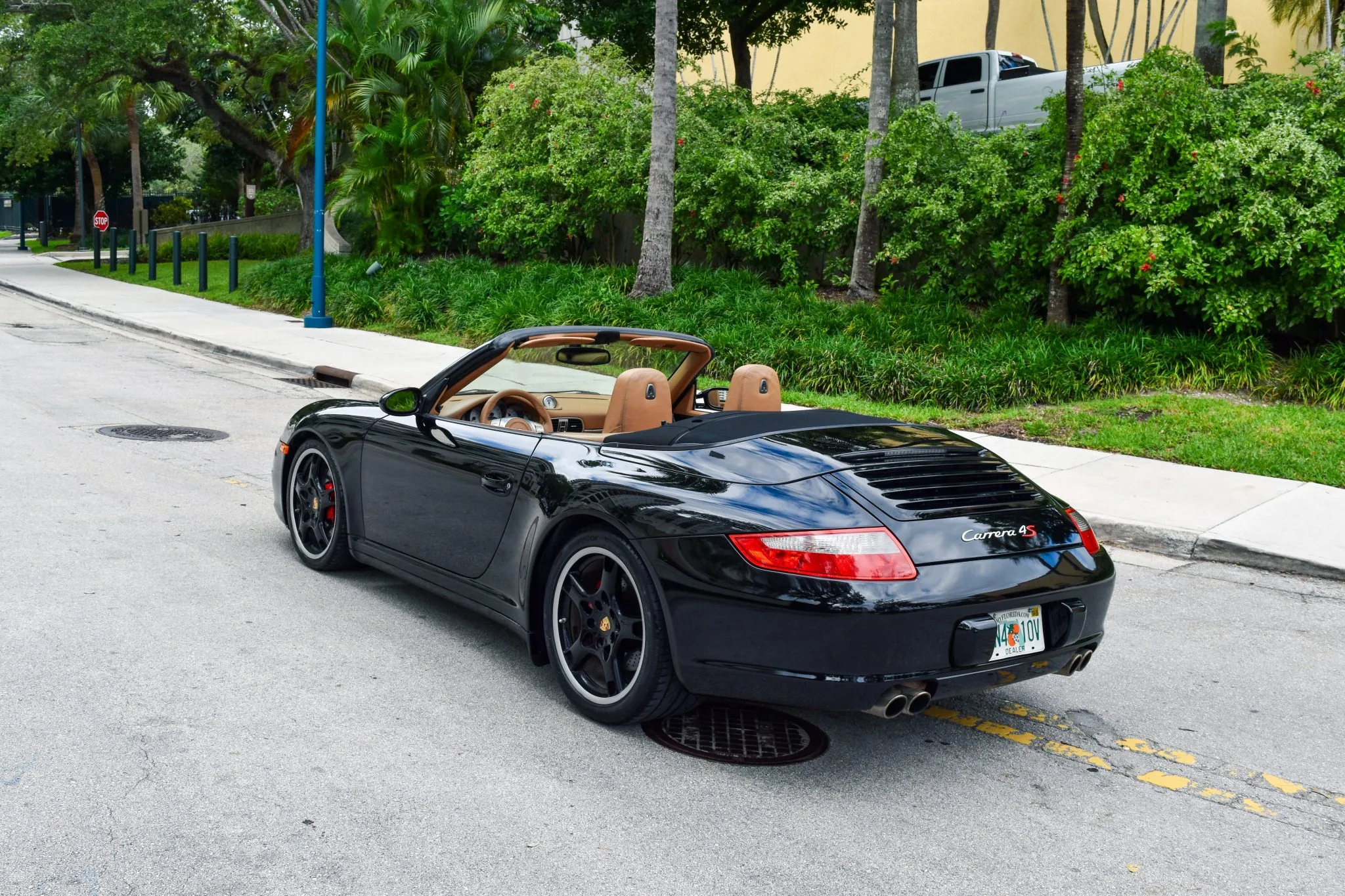 Load larger image of 2006 Porsche 911 Carrera 4S Cabriolet - Stuttcars Classified
