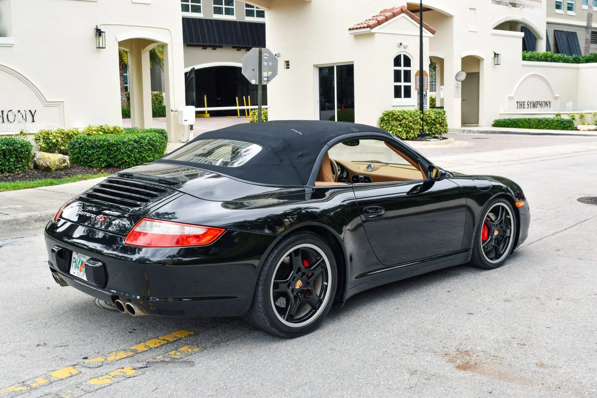 Load larger image of 2006 Porsche 911 Carrera 4S Cabriolet - Stuttcars Classified