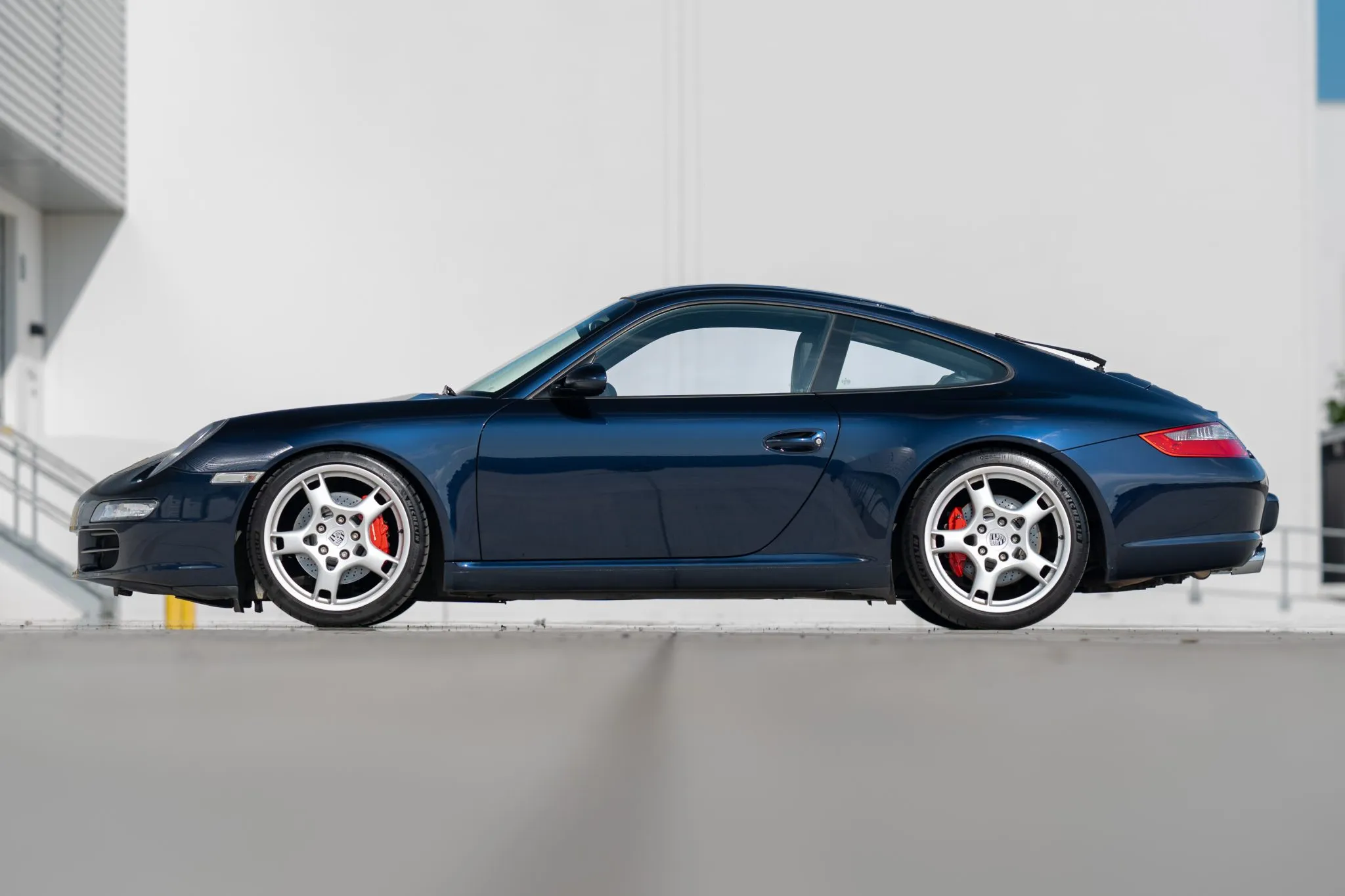 Load larger image of 2006 Porsche 911 Carrera S Coupe - Stuttcars Classified