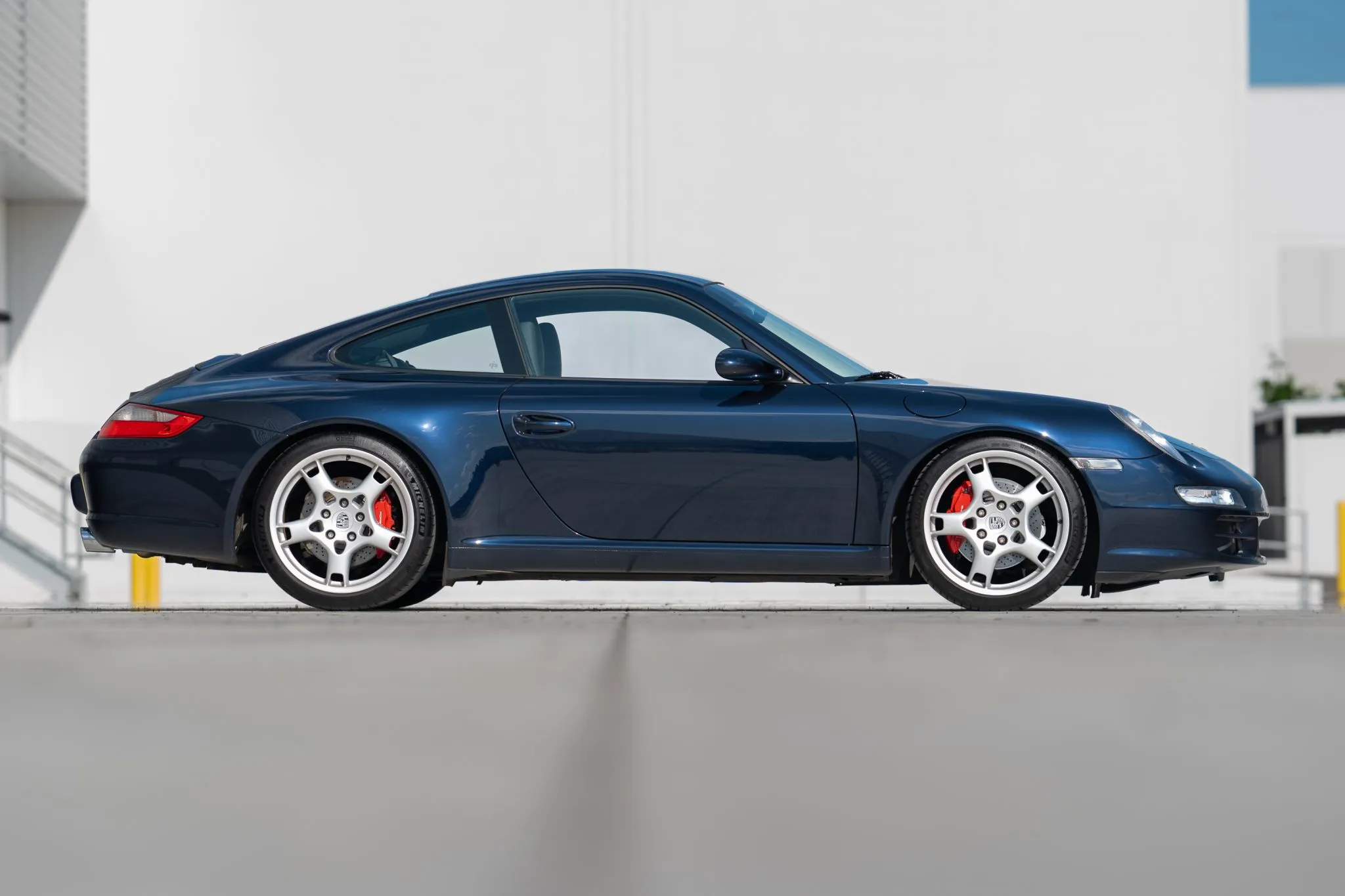 Load larger image of 2006 Porsche 911 Carrera S Coupe - Stuttcars Classified