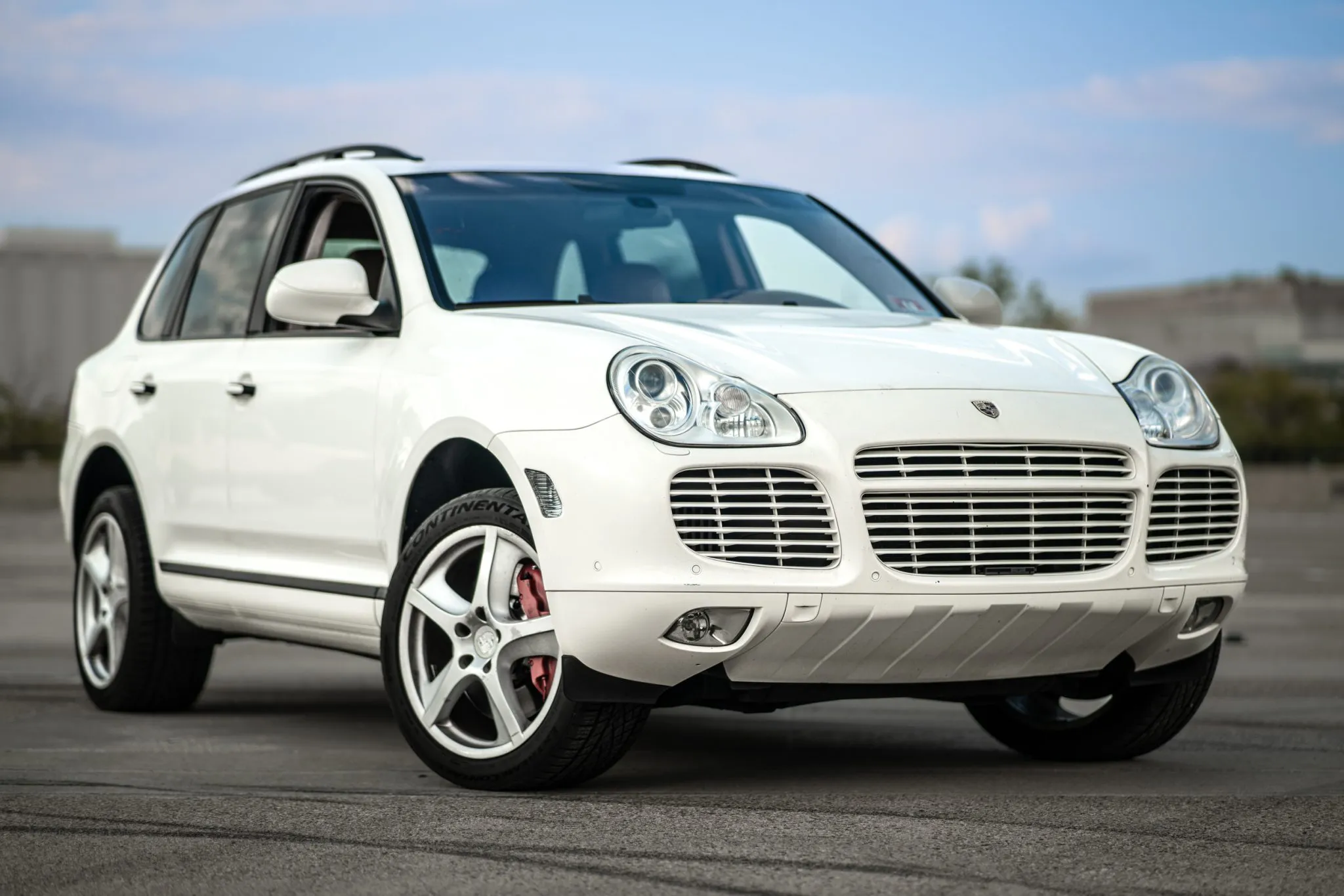 Load larger image of 2006 Porsche Cayenne Turbo S - Stuttcars Classified