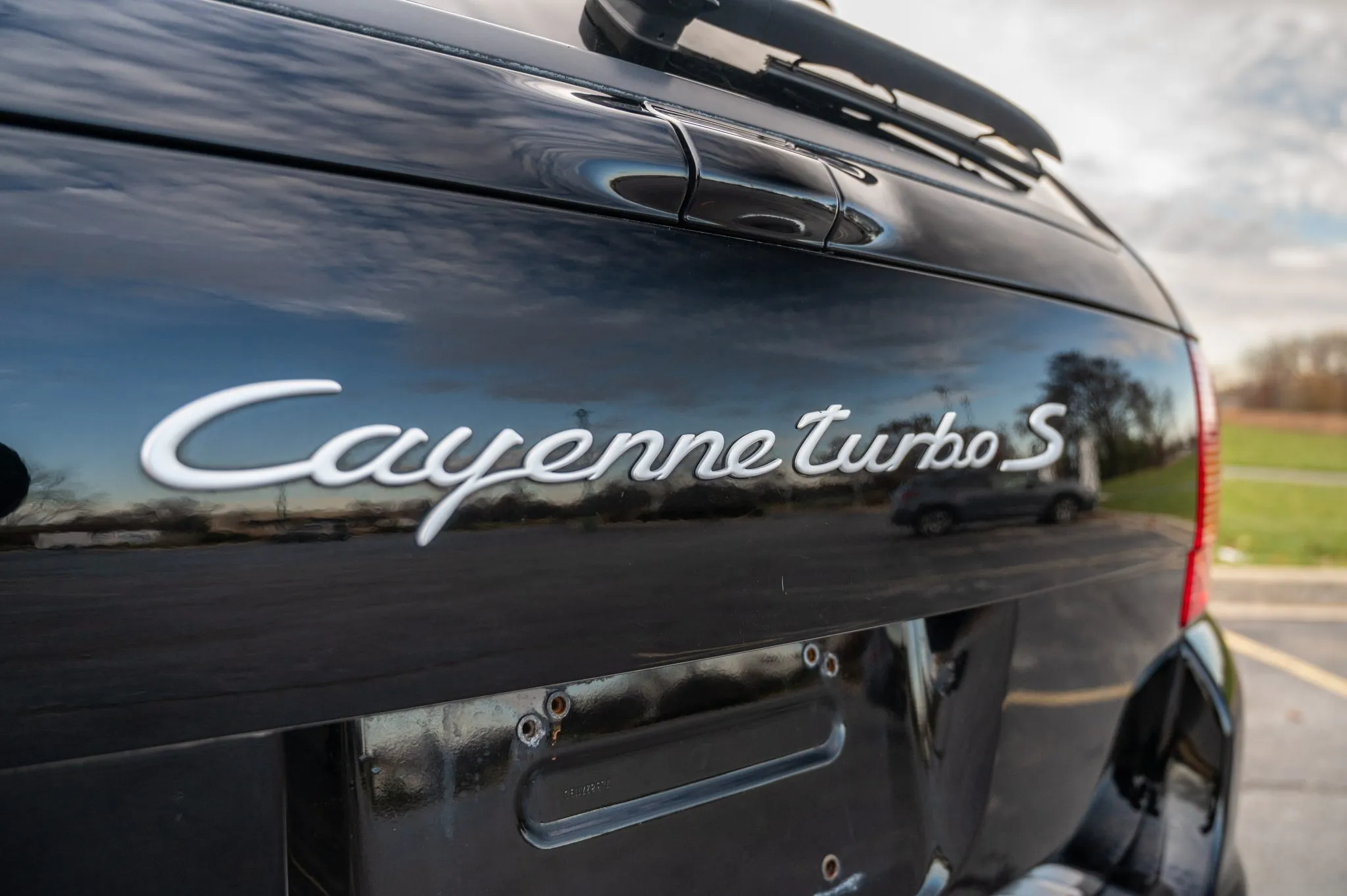 Load larger image of 2006 Porsche Cayenne Turbo S - Stuttcars Classified