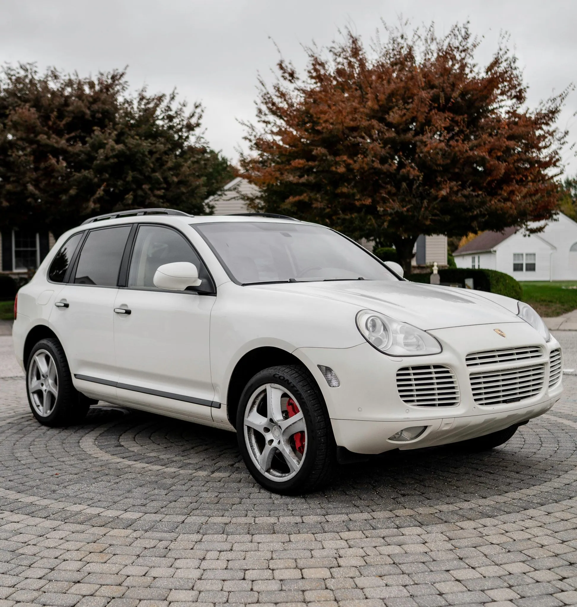 Load larger image of 2006 Porsche Cayenne Turbo S - Stuttcars Classified