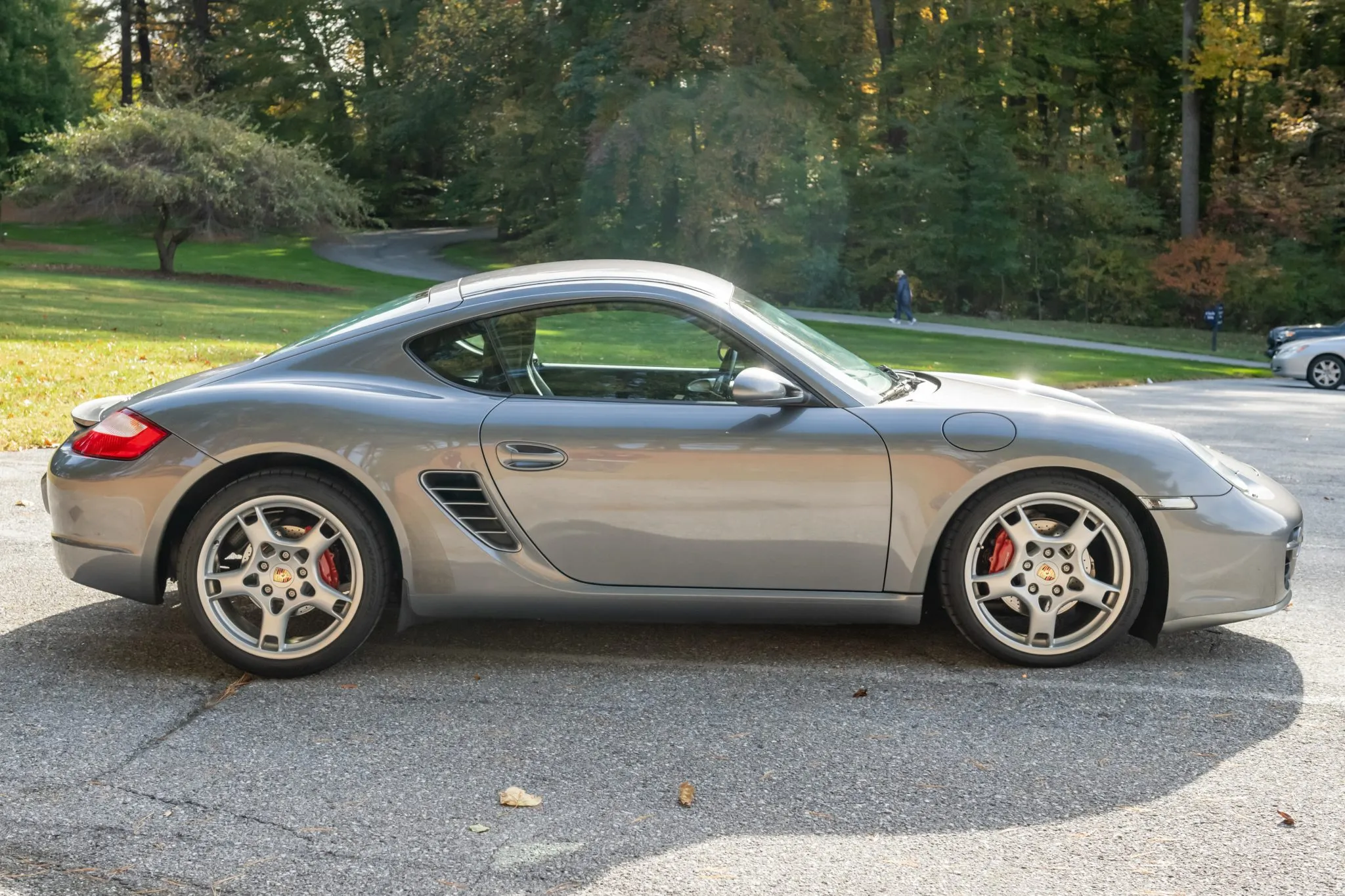 Load larger image of 2006 Porsche Cayman S - Stuttcars Classified