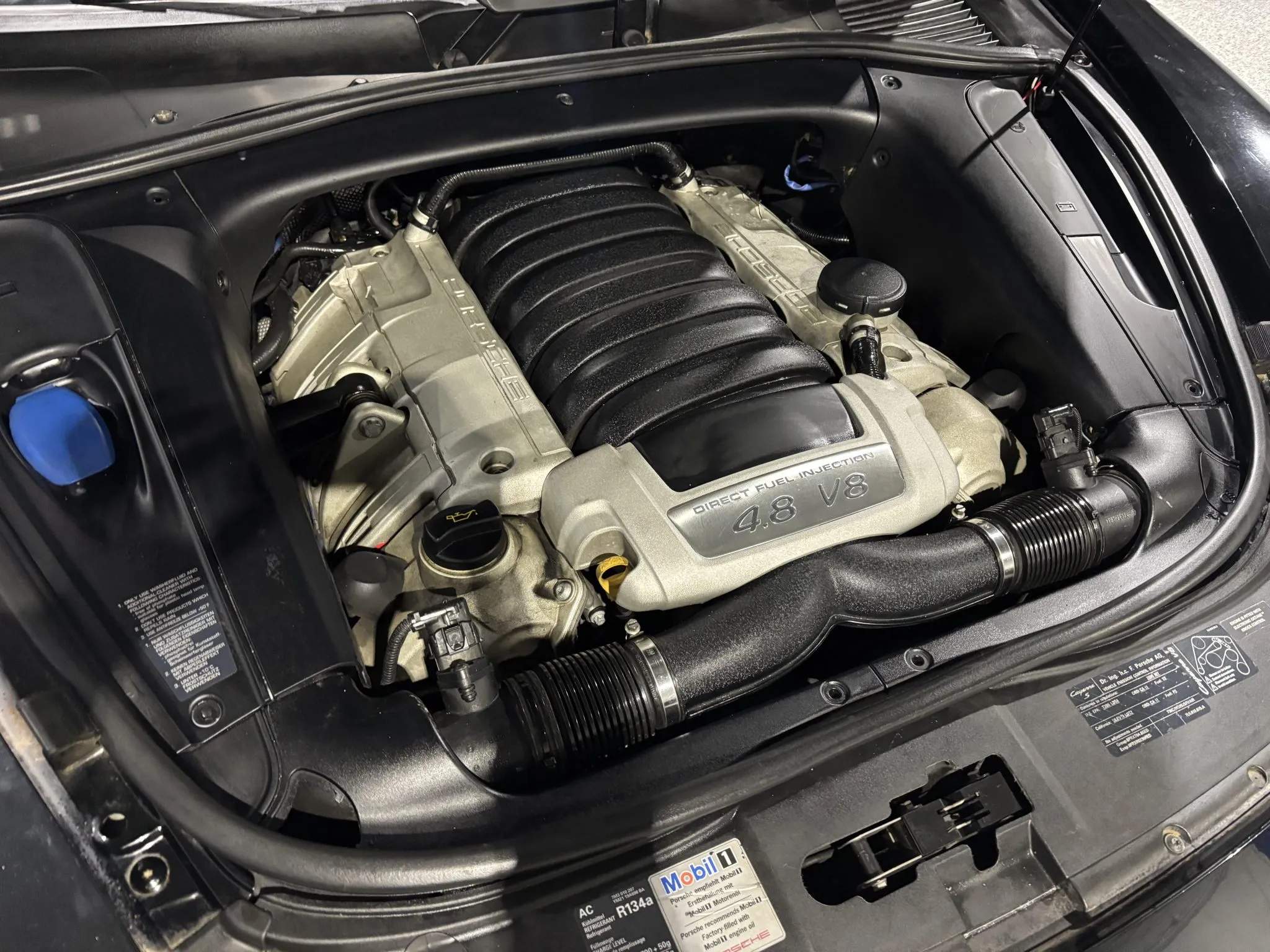 Load larger image of 2008 Porsche Cayenne S - Stuttcars Classified