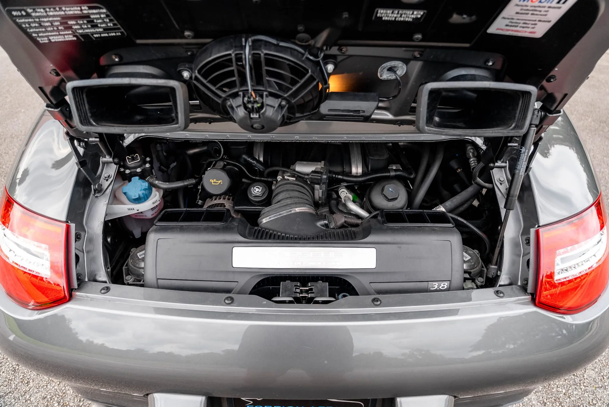 Load larger image of 2009 Porsche 911 Carrera 4S Cabriolet - Stuttcars Classified