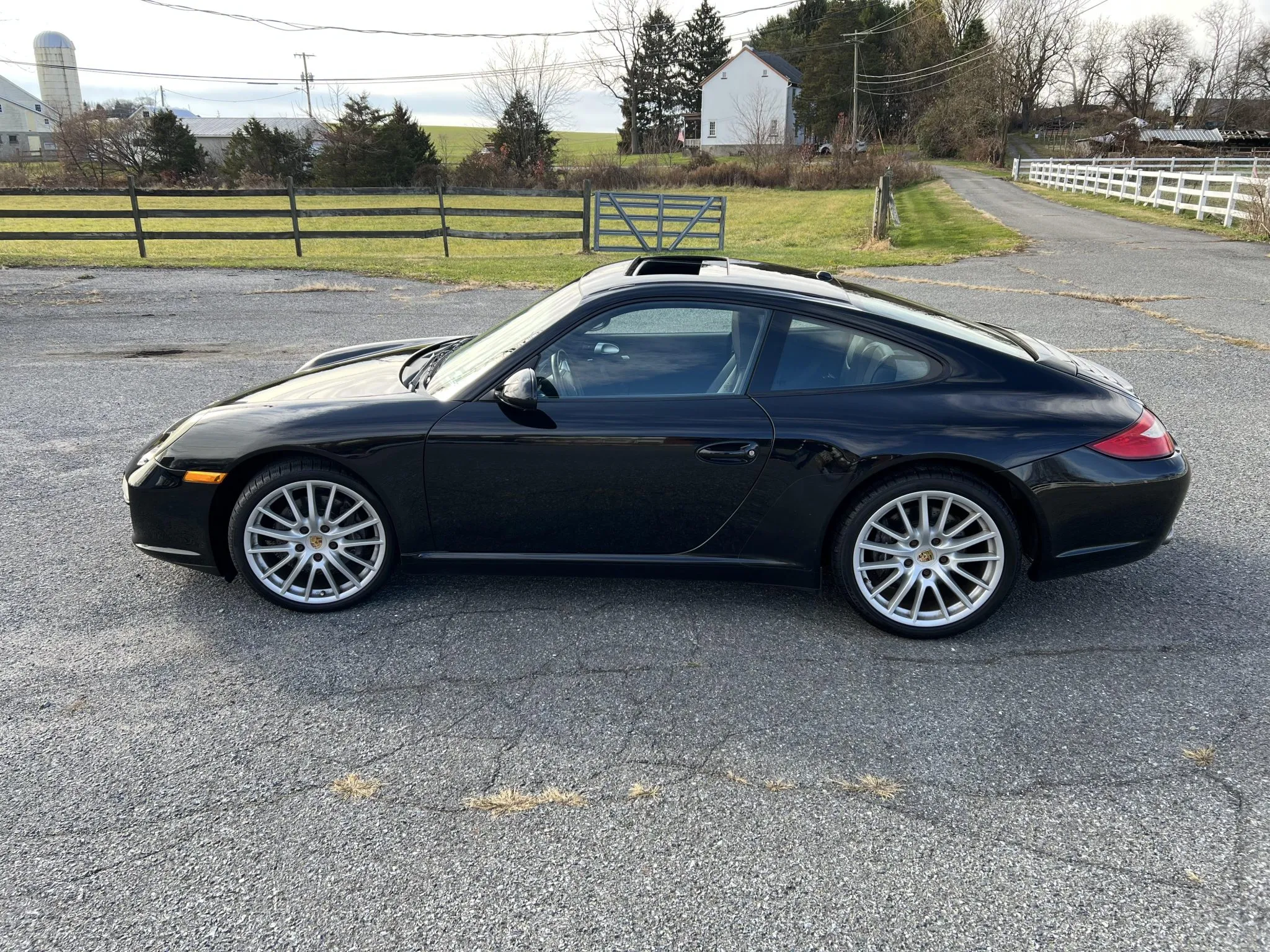 Load larger image of 2009 Porsche 911 Carrera Coupe - Stuttcars Classified