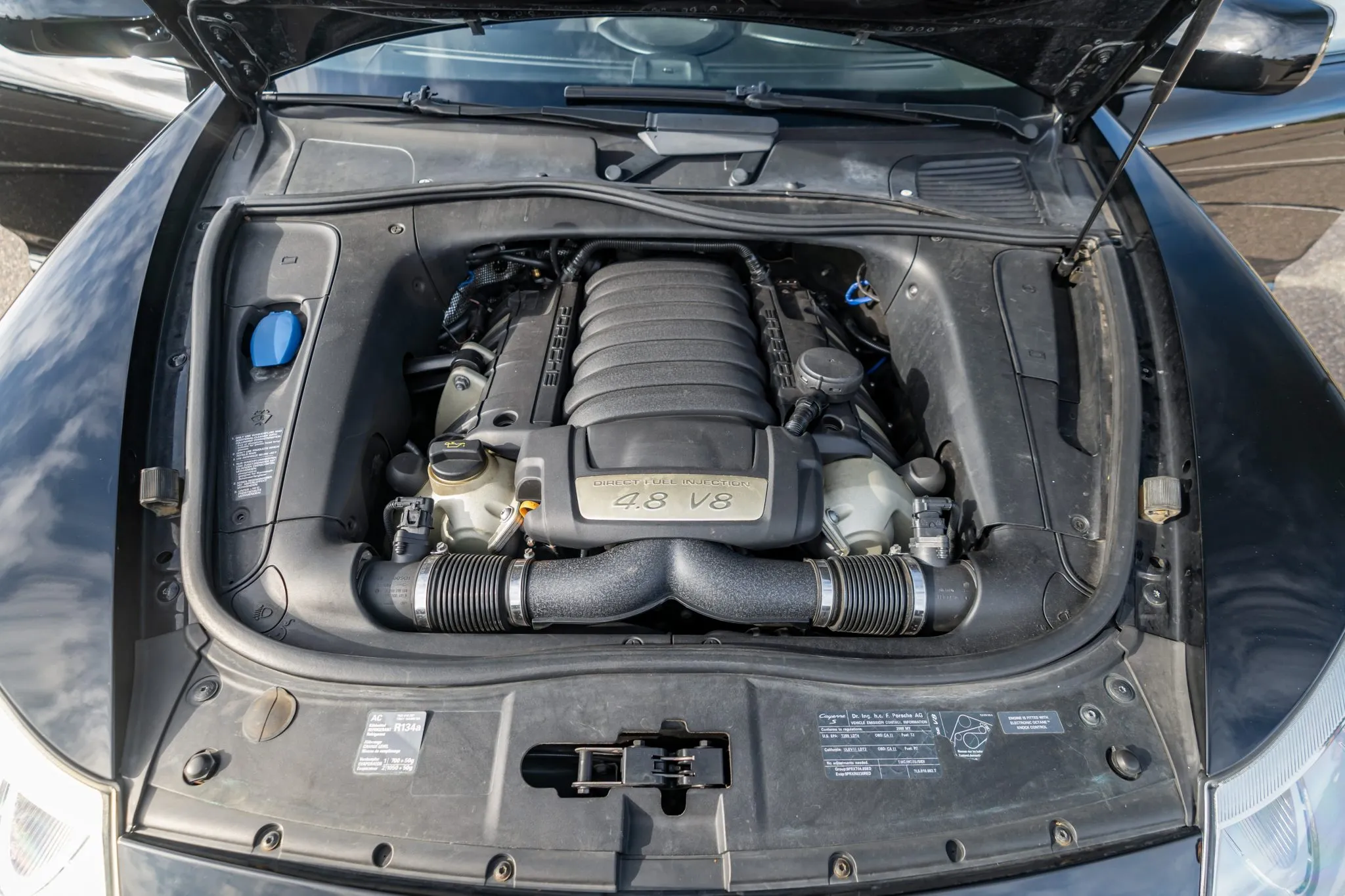 Load larger image of 2009 Porsche Cayenne GTS - Stuttcars Classified