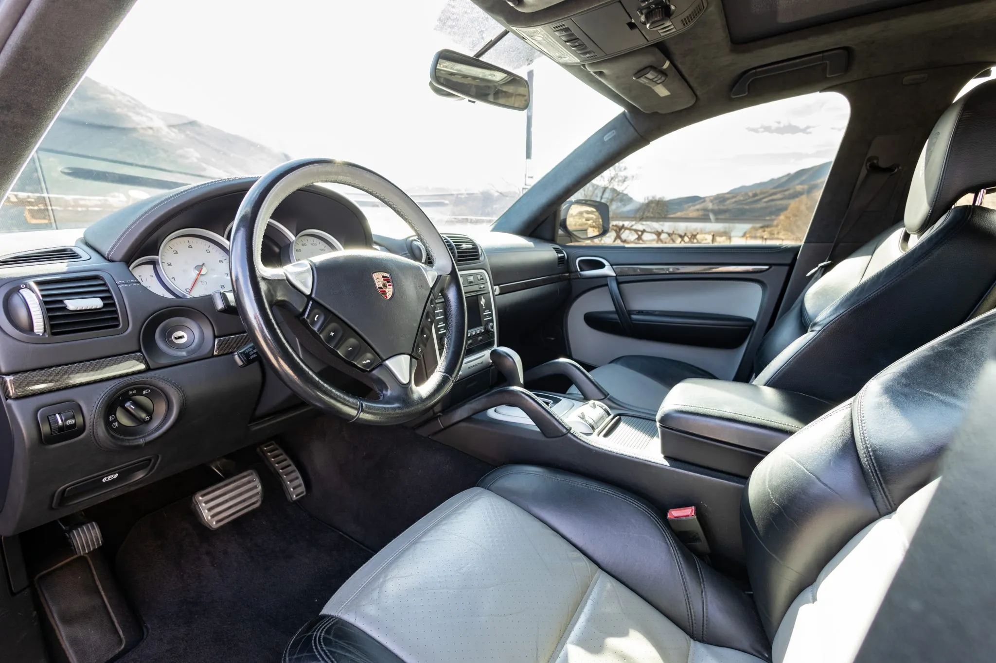 Load larger image of 2009 Porsche Cayenne Turbo S - Stuttcars Classified