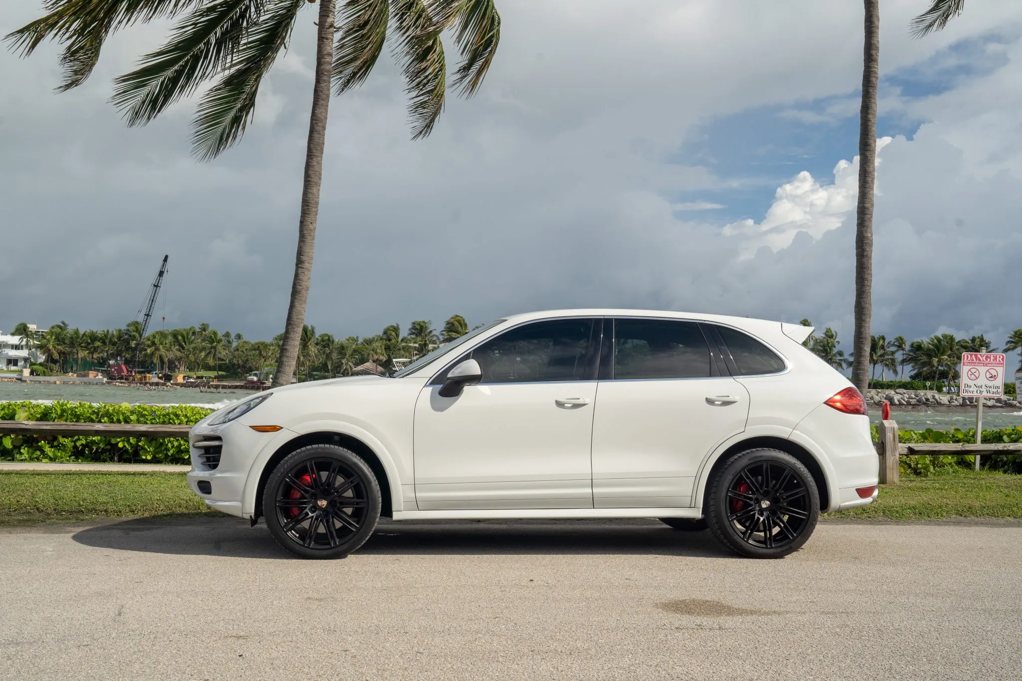 Load larger image of 2012 Porsche Cayenne Turbo - Stuttcars Classified