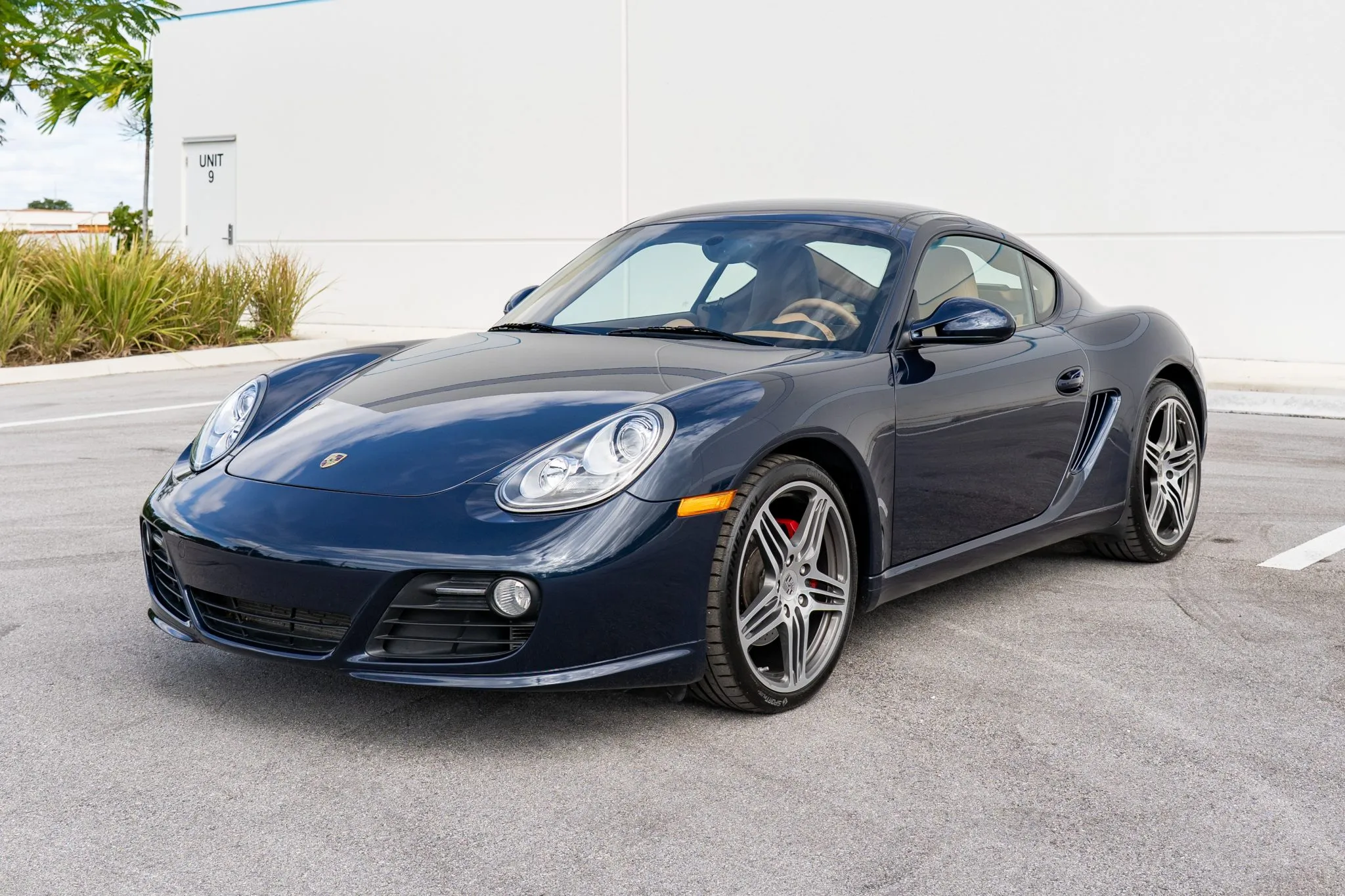 Load larger image of 2012 Porsche Cayman S - Stuttcars Classified