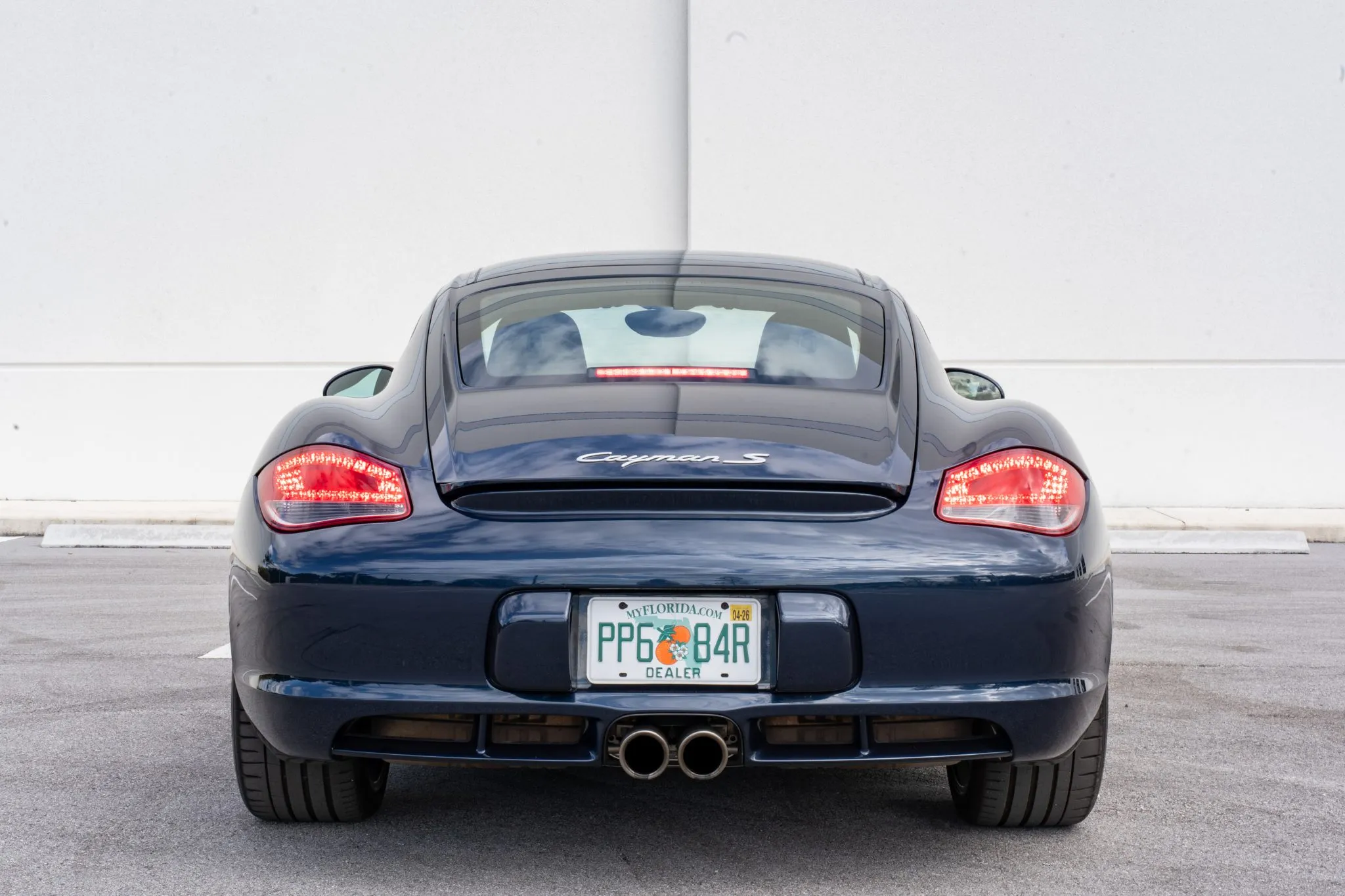Load larger image of 2012 Porsche Cayman S - Stuttcars Classified