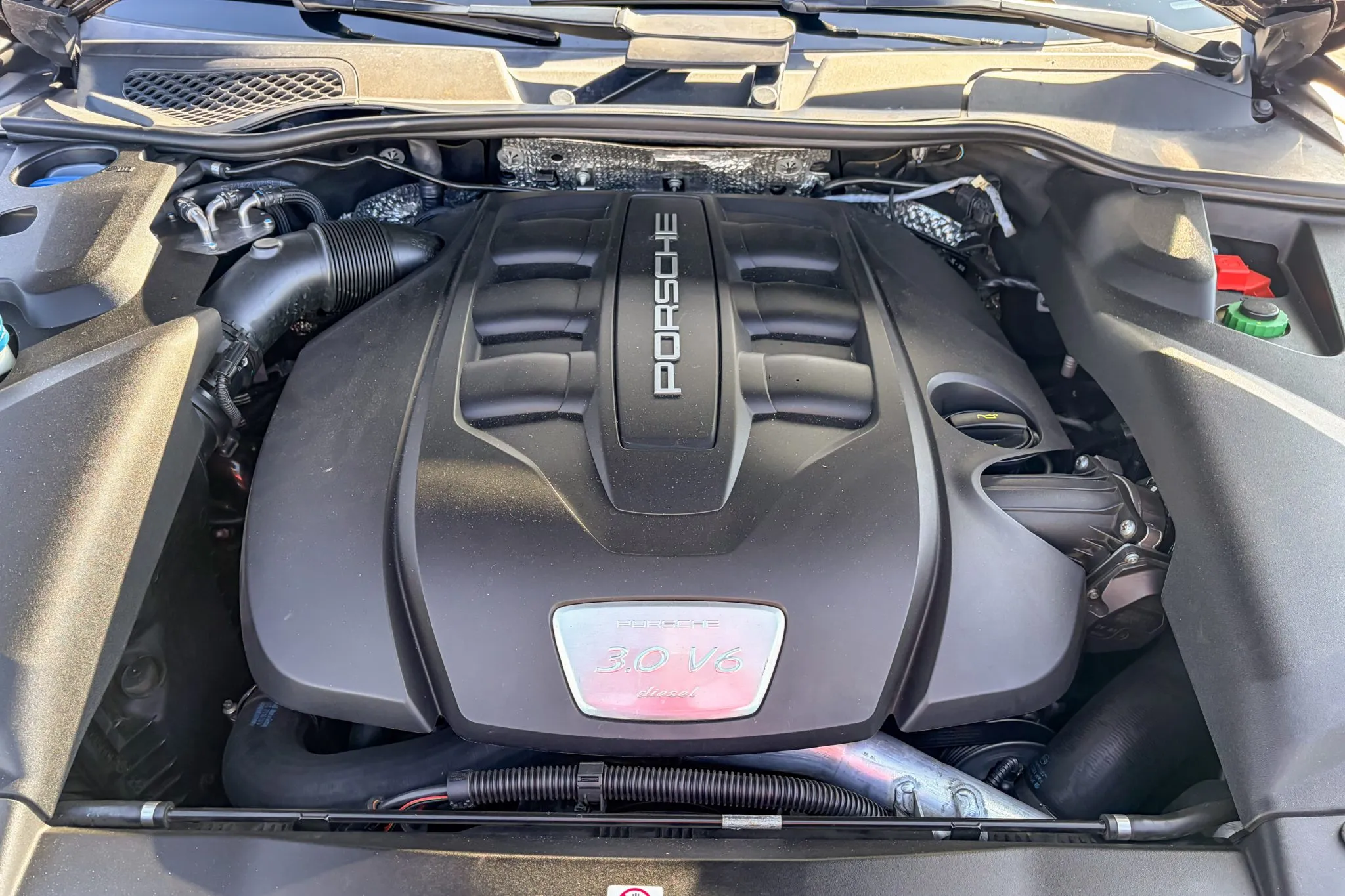 Load larger image of 2015 Porsche Cayenne Diesel - Stuttcars Classified